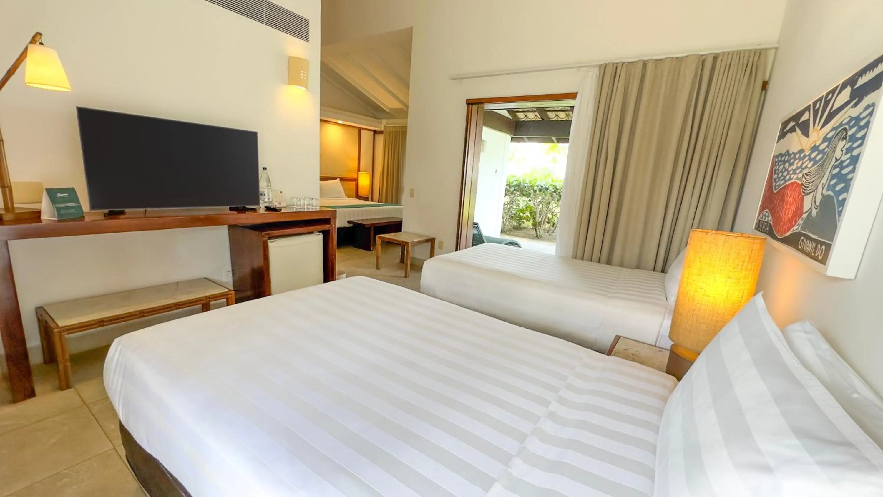 TV and multimedia, Bed in Transamerica Comandatuba - All Inclusive Resort