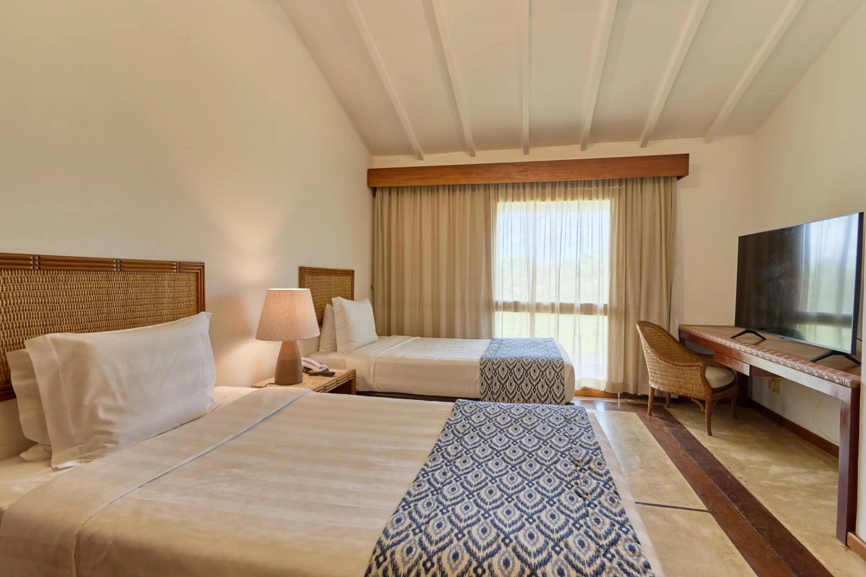 Communal lounge/ TV room, Bed in Transamerica Comandatuba - All Inclusive Resort