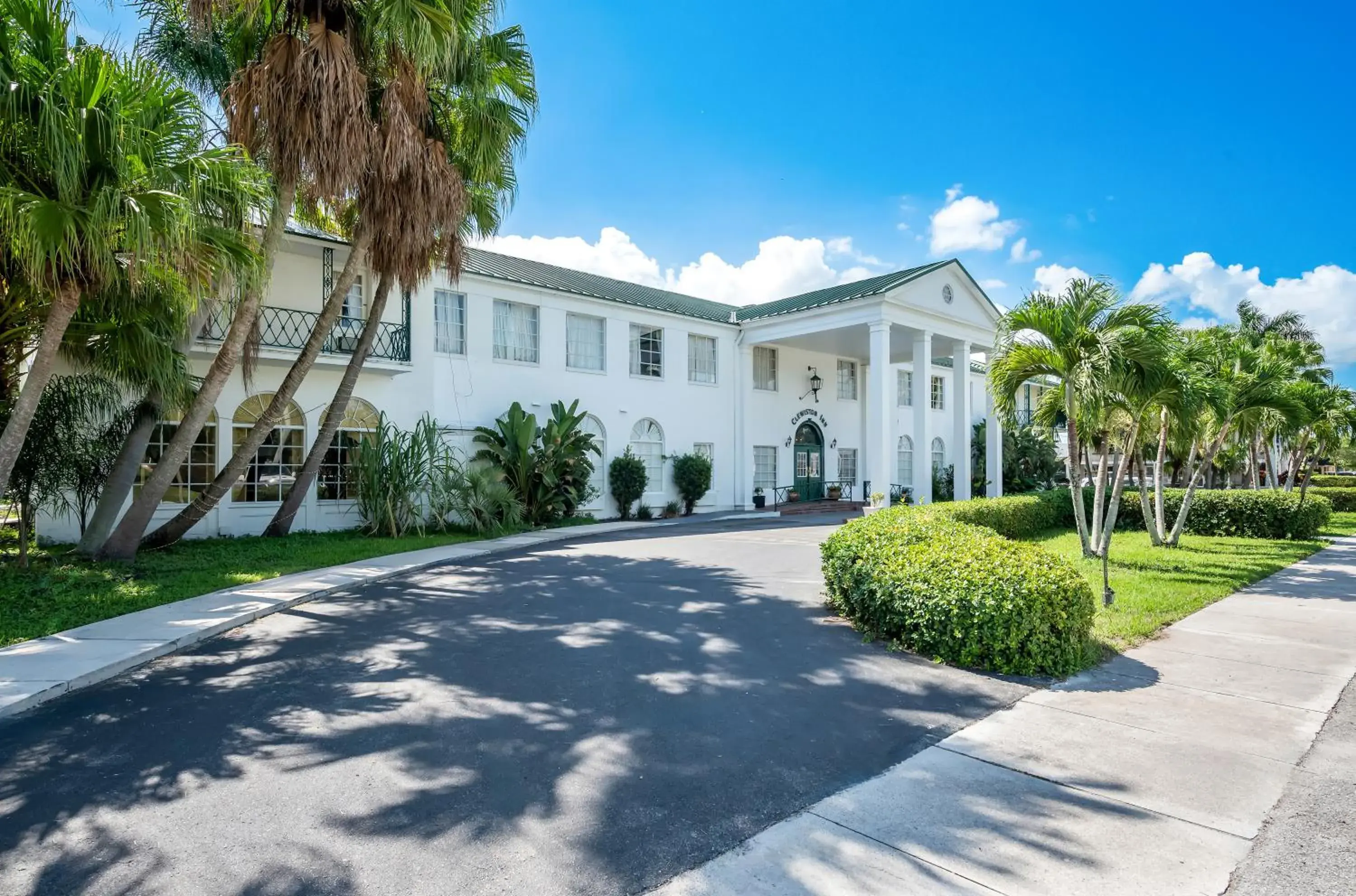 Property building in Americas Best Value Inn Historic Clewiston Inn Property building in Americas Best Value Inn Historic Clewiston Inn