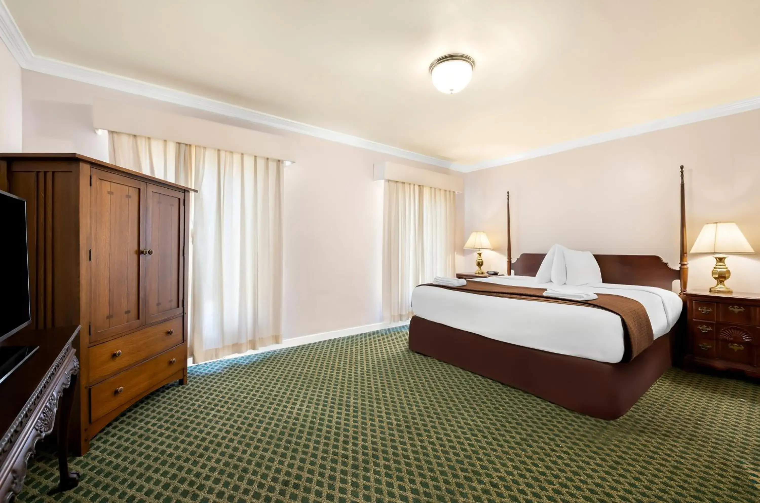 Bed in Americas Best Value Inn Historic Clewiston Inn Bed in Americas Best Value Inn Historic Clewiston Inn