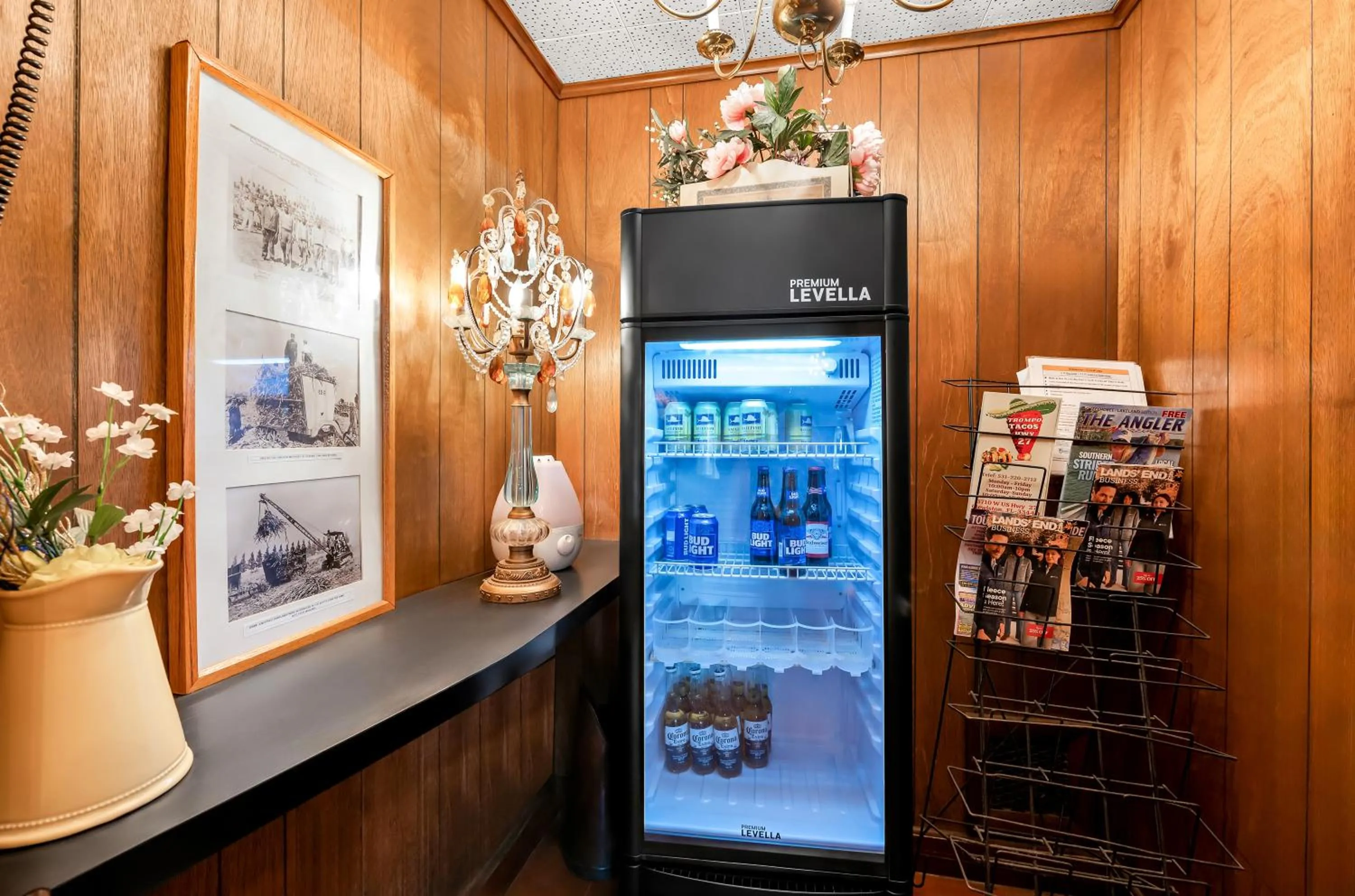 vending machine in Americas Best Value Inn Historic Clewiston Inn