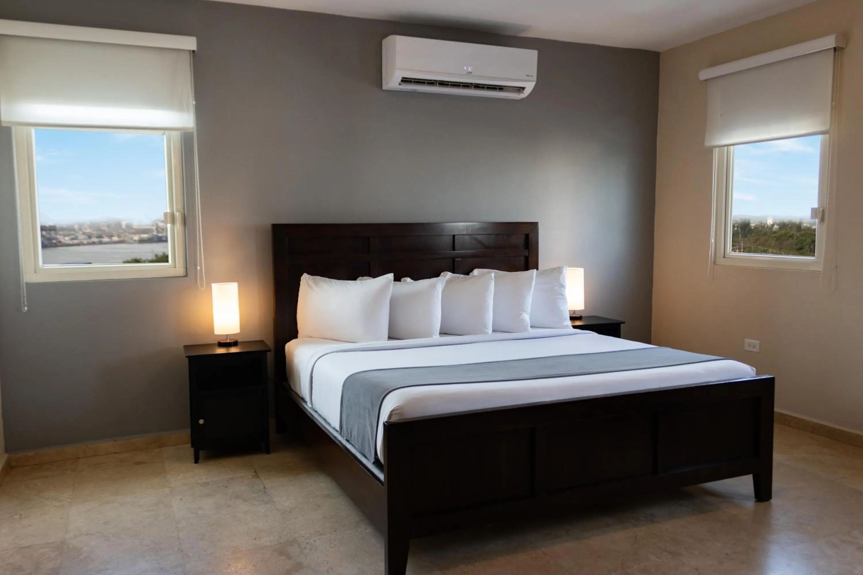 Bed in Ciqala Suites Hotel - San Juan