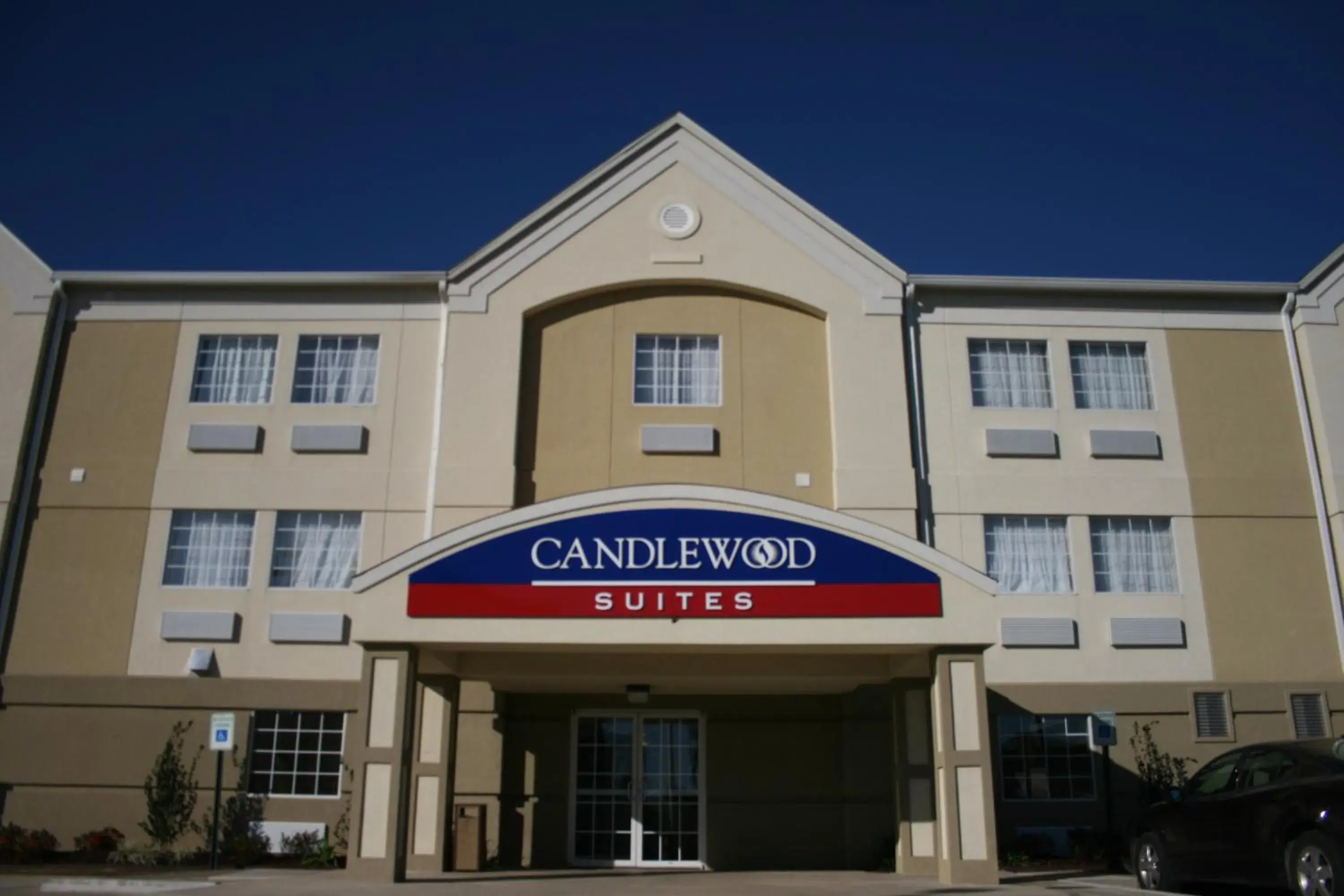 Property building in Candlewood Suites Lake Charles-Sulphur by IHG Property building in Candlewood Suites Lake Charles-Sulphur by IHG