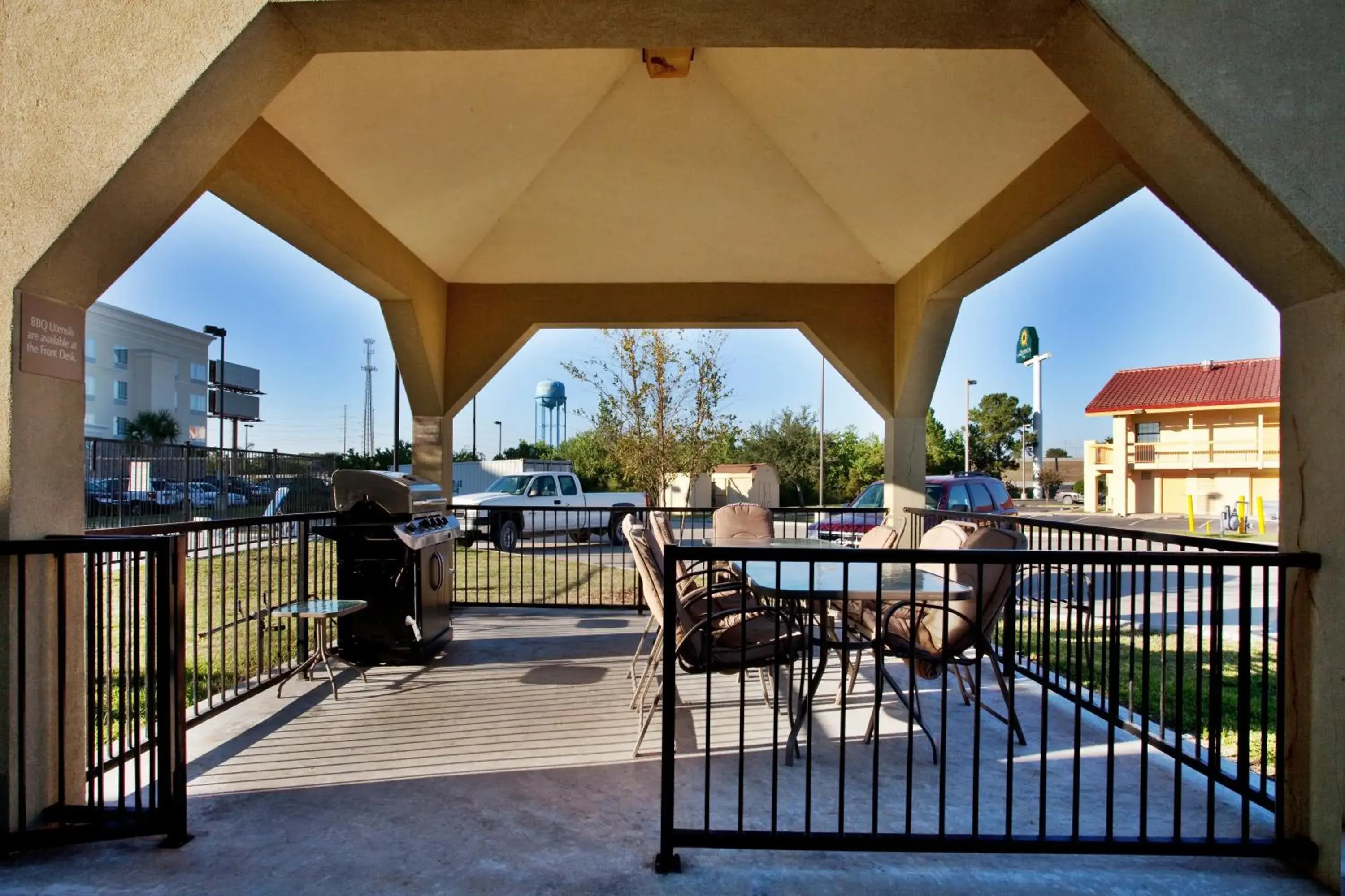 Property building in Candlewood Suites Lake Charles-Sulphur by IHG Property building in Candlewood Suites Lake Charles-Sulphur by IHG