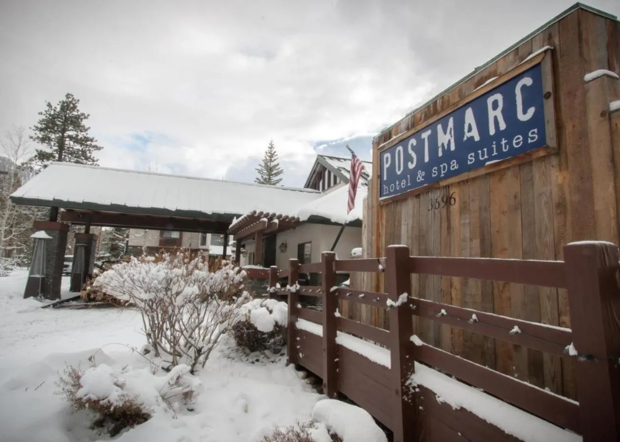 Property building in Postmarc Hotel and Spa Suites