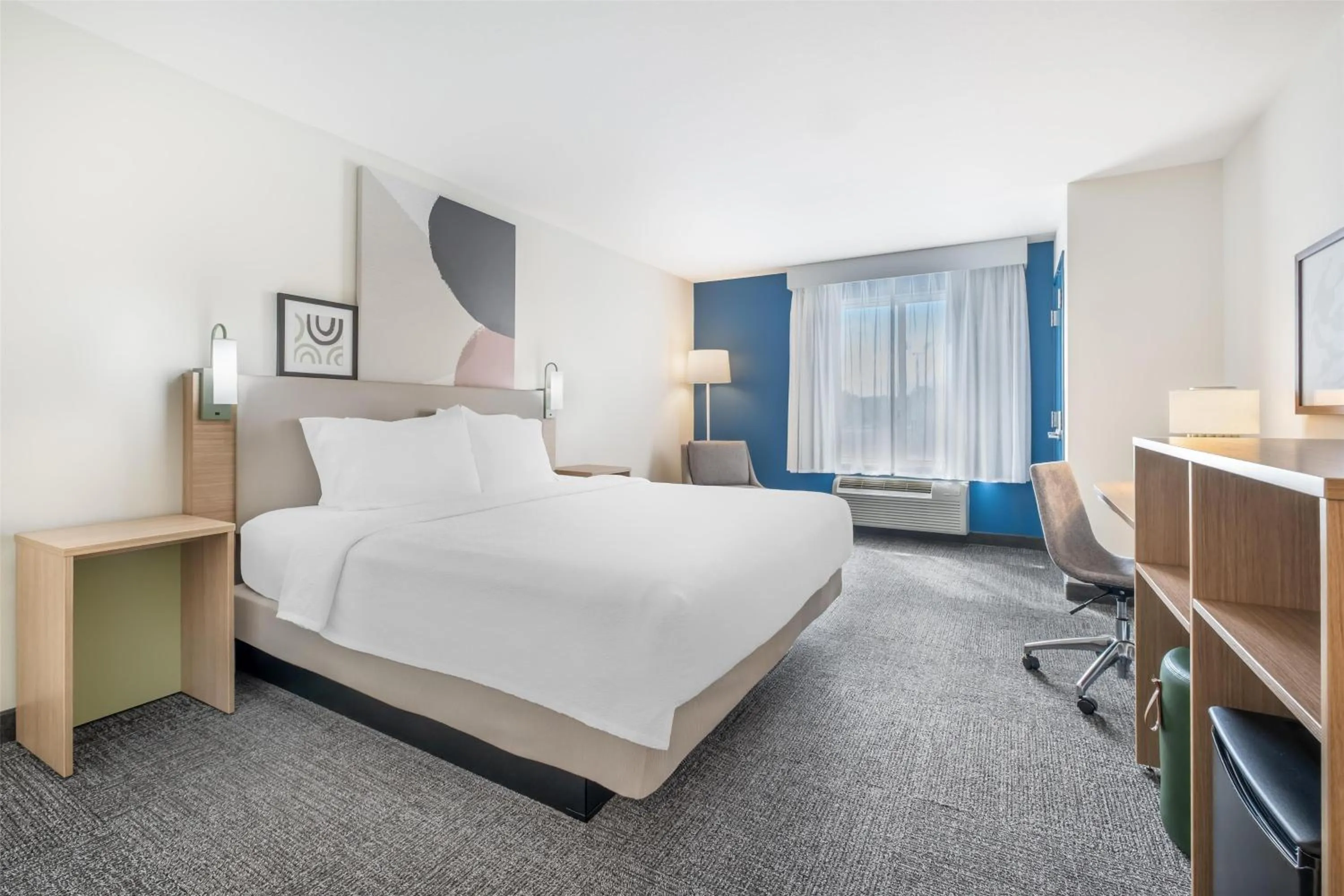 Bed in Spark by Hilton Shepherdsville Louisville South