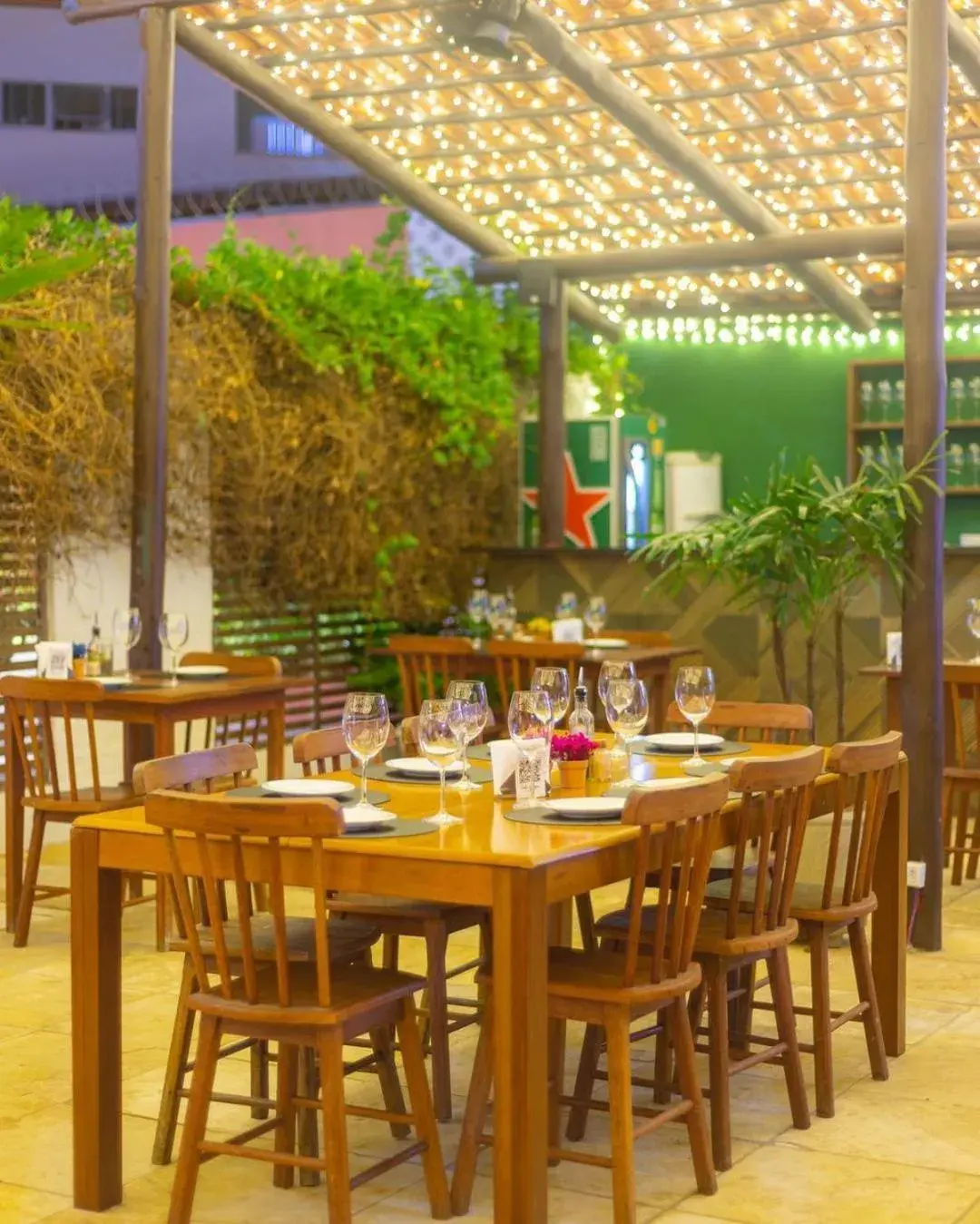 Restaurant/places to eat in Valencia Hotel Natal Restaurant/places to eat in Valencia Hotel Natal