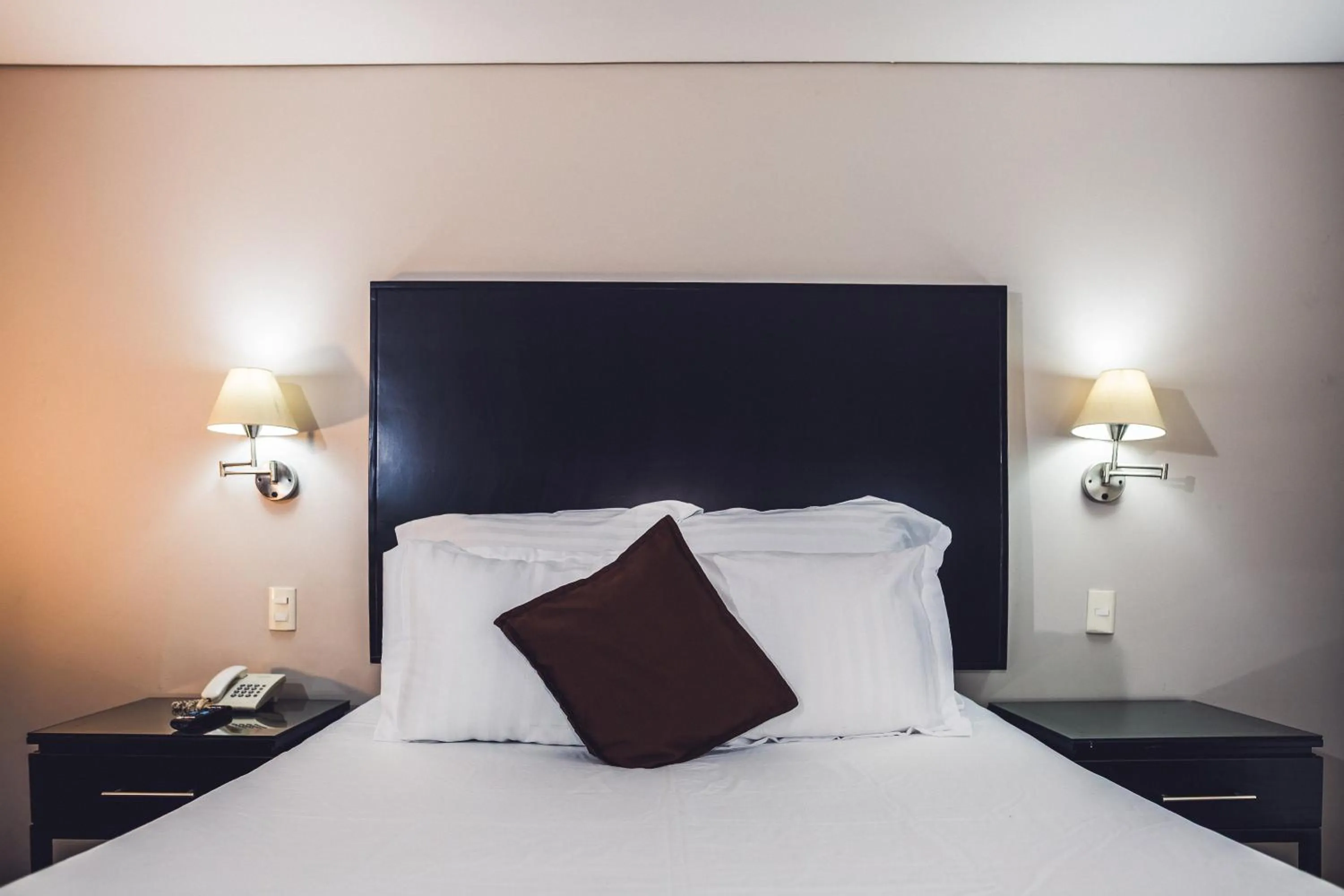 Other, Bed in Suites Parioli