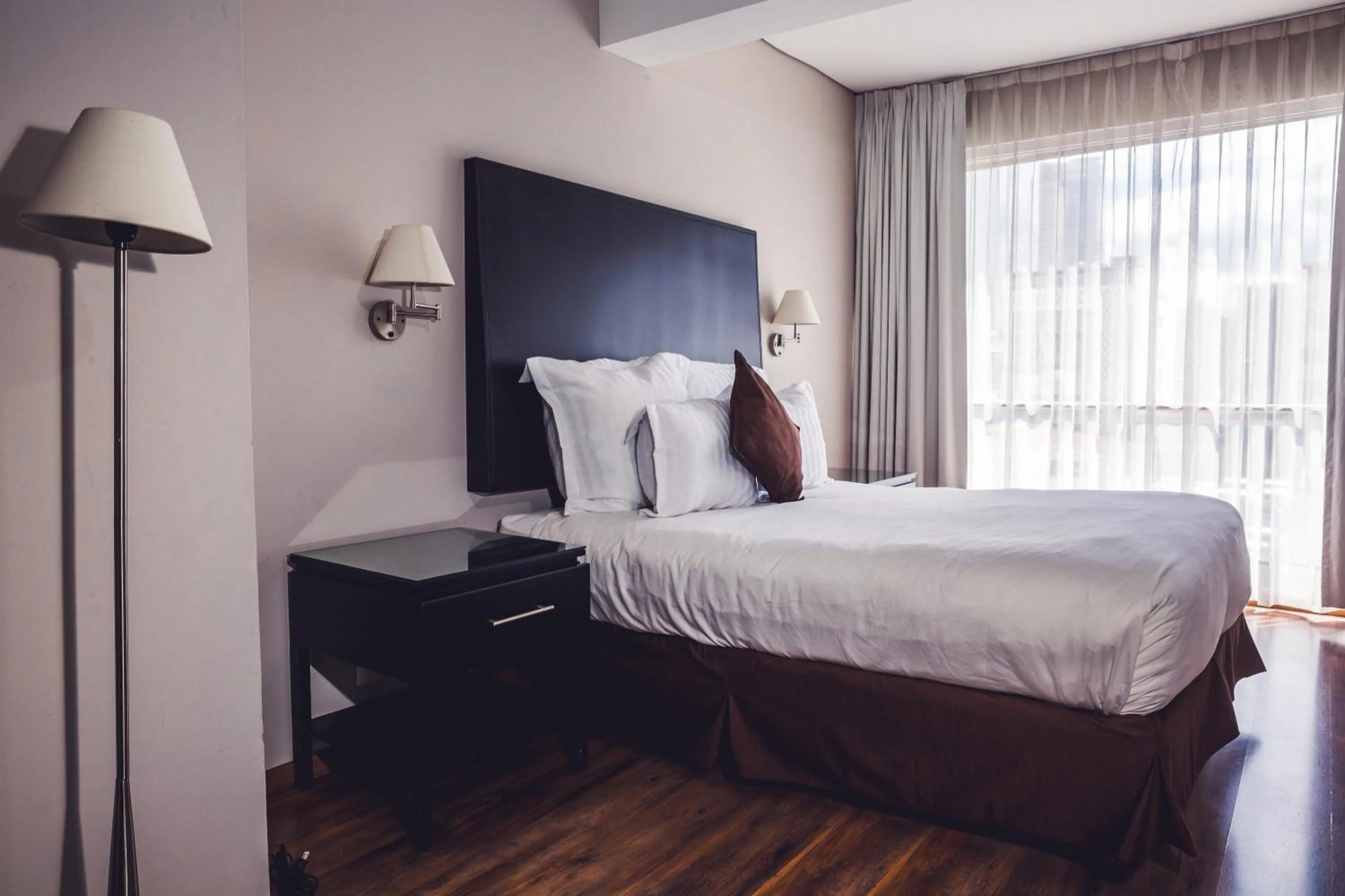 Other, Bed in Suites Parioli