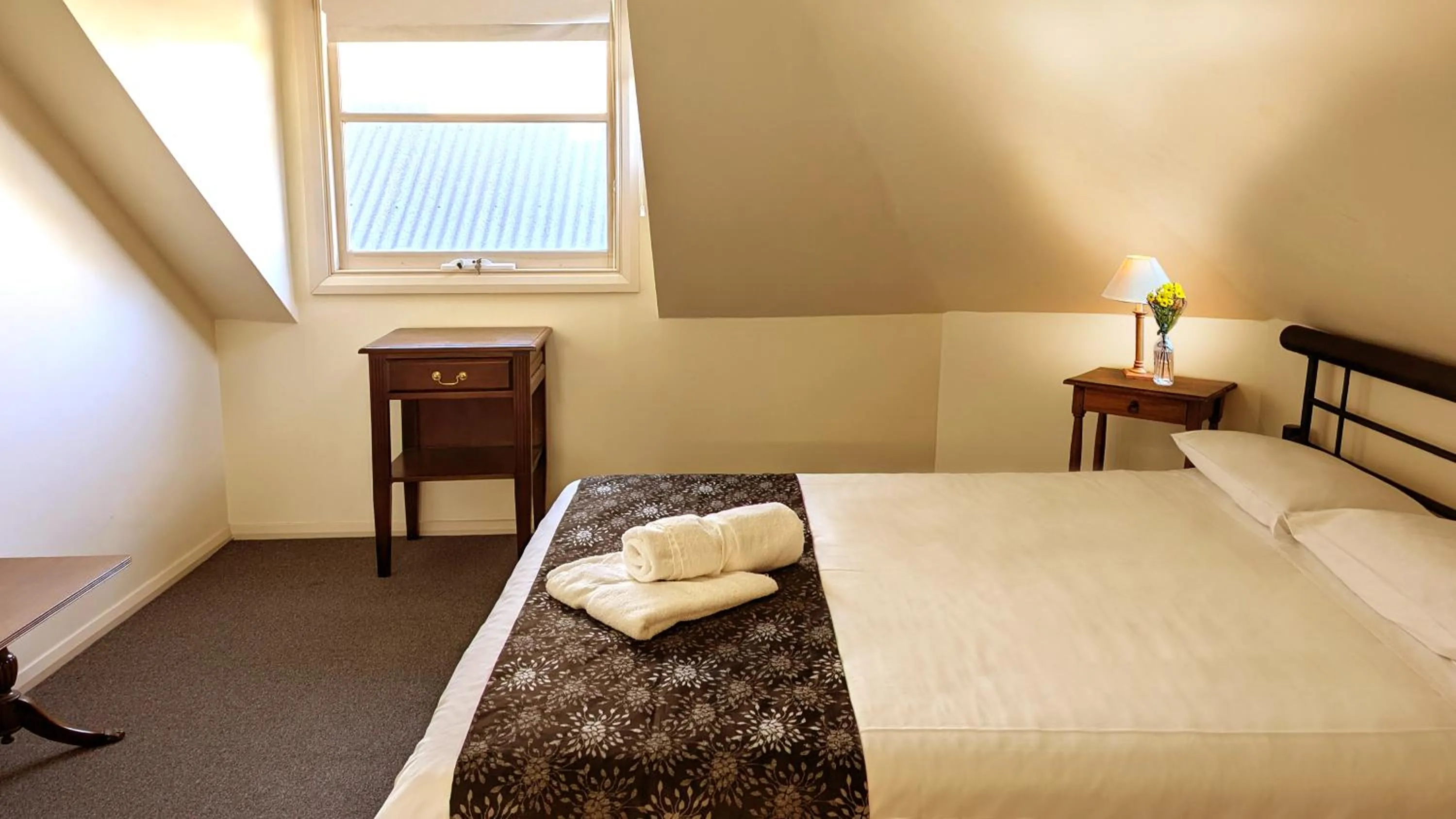 Bed in The Lodge on Elizabeth