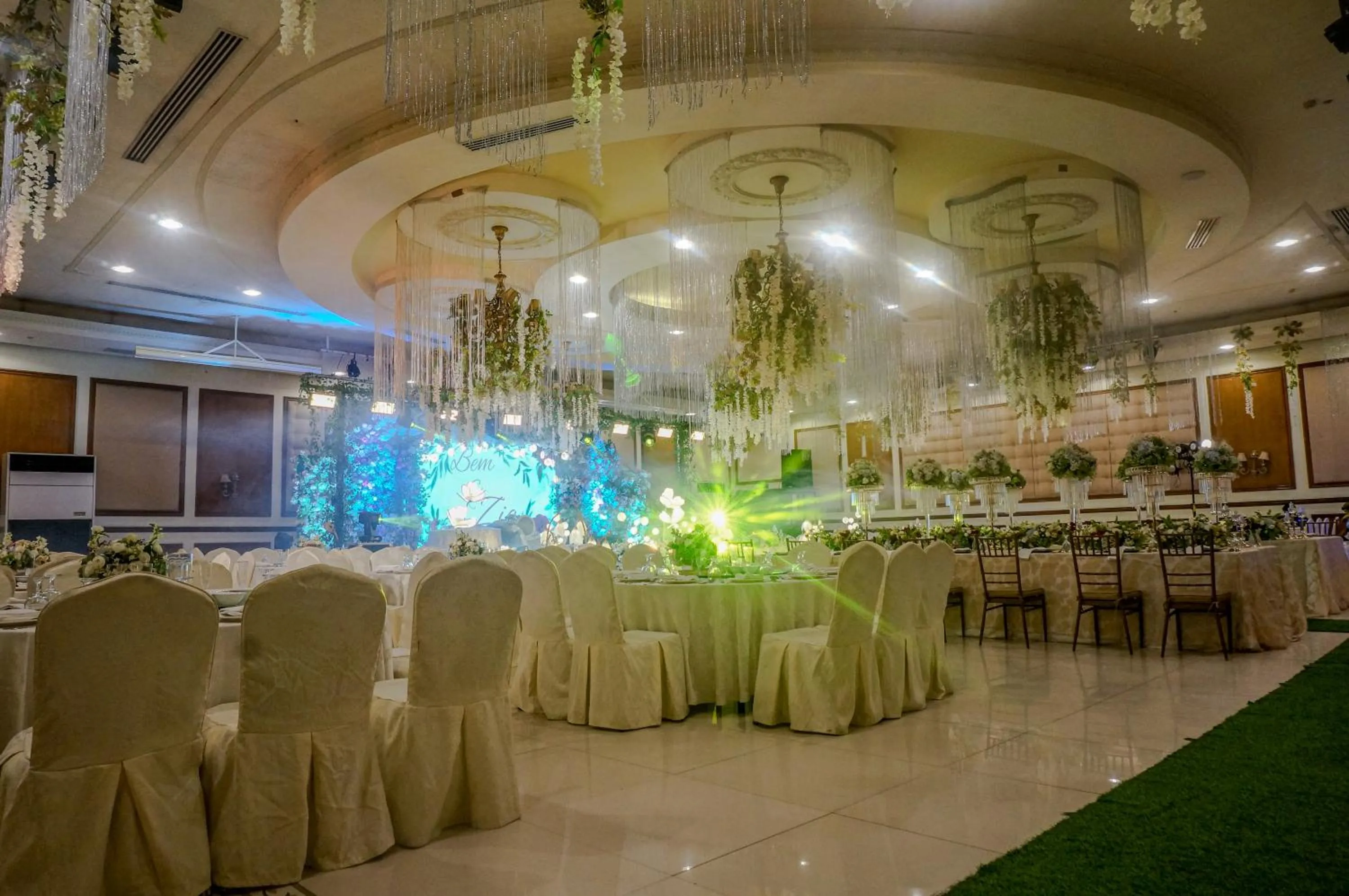 Banquet/Function facilities in Villa Caceres Hotel