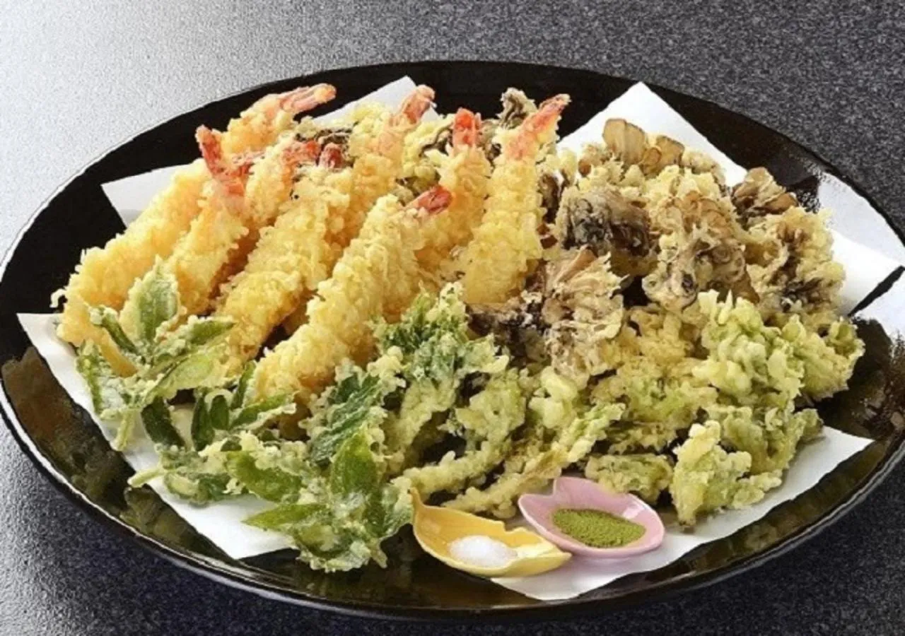 Dinner in Hotel New Momiji