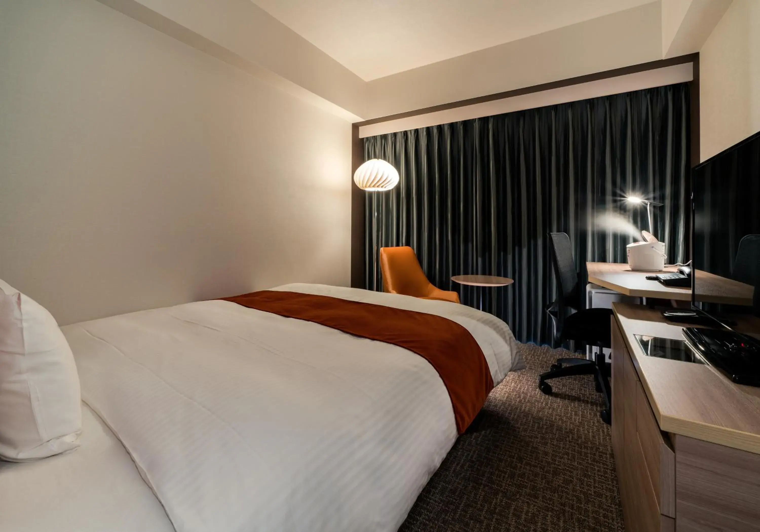 Bedroom, Bed in Daiwa Roynet Hotel Chiba-chuo Bedroom, Bed in Daiwa Roynet Hotel Chiba-chuo