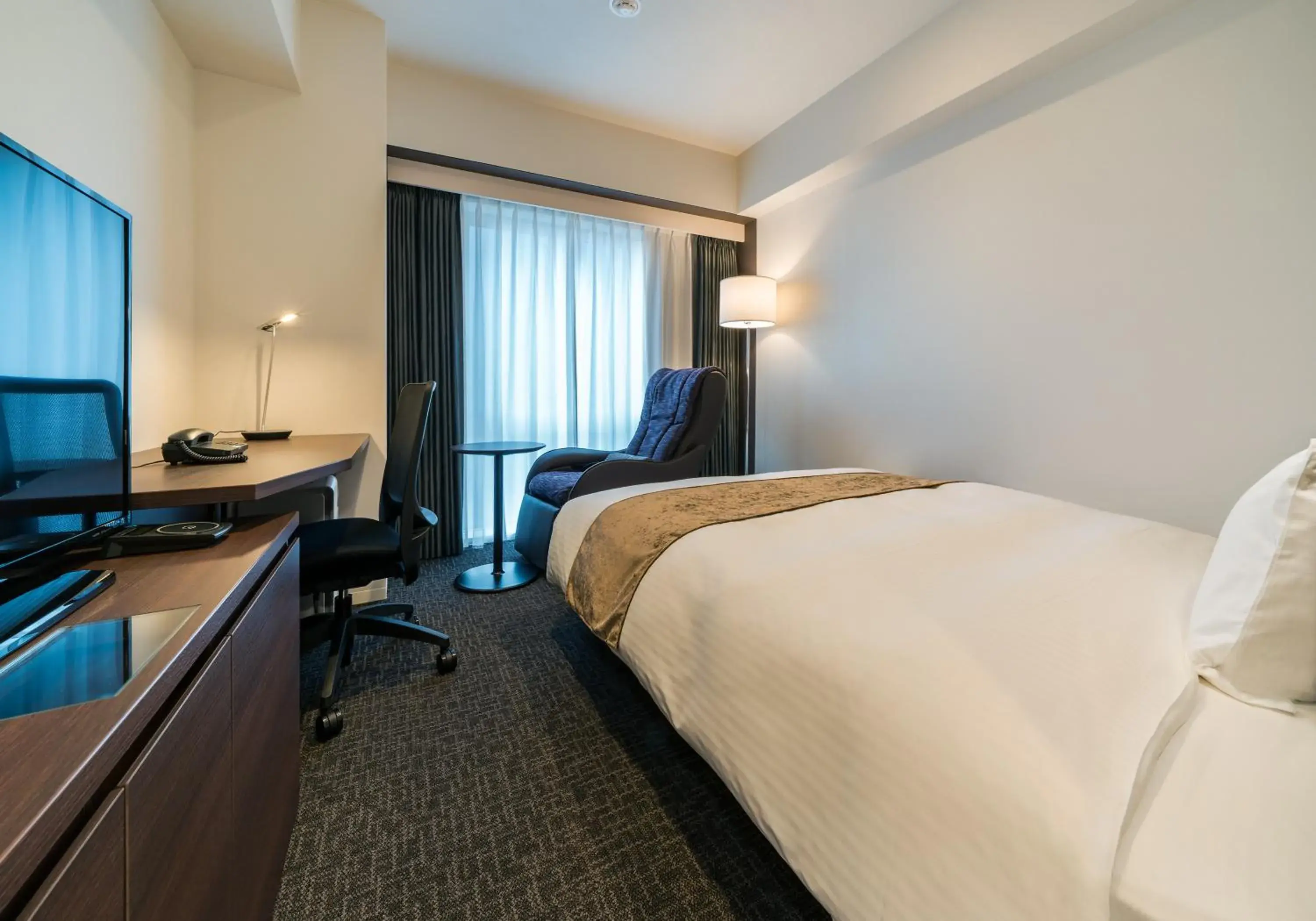 Bedroom, Bed in Daiwa Roynet Hotel Chiba-chuo Bedroom, Bed in Daiwa Roynet Hotel Chiba-chuo