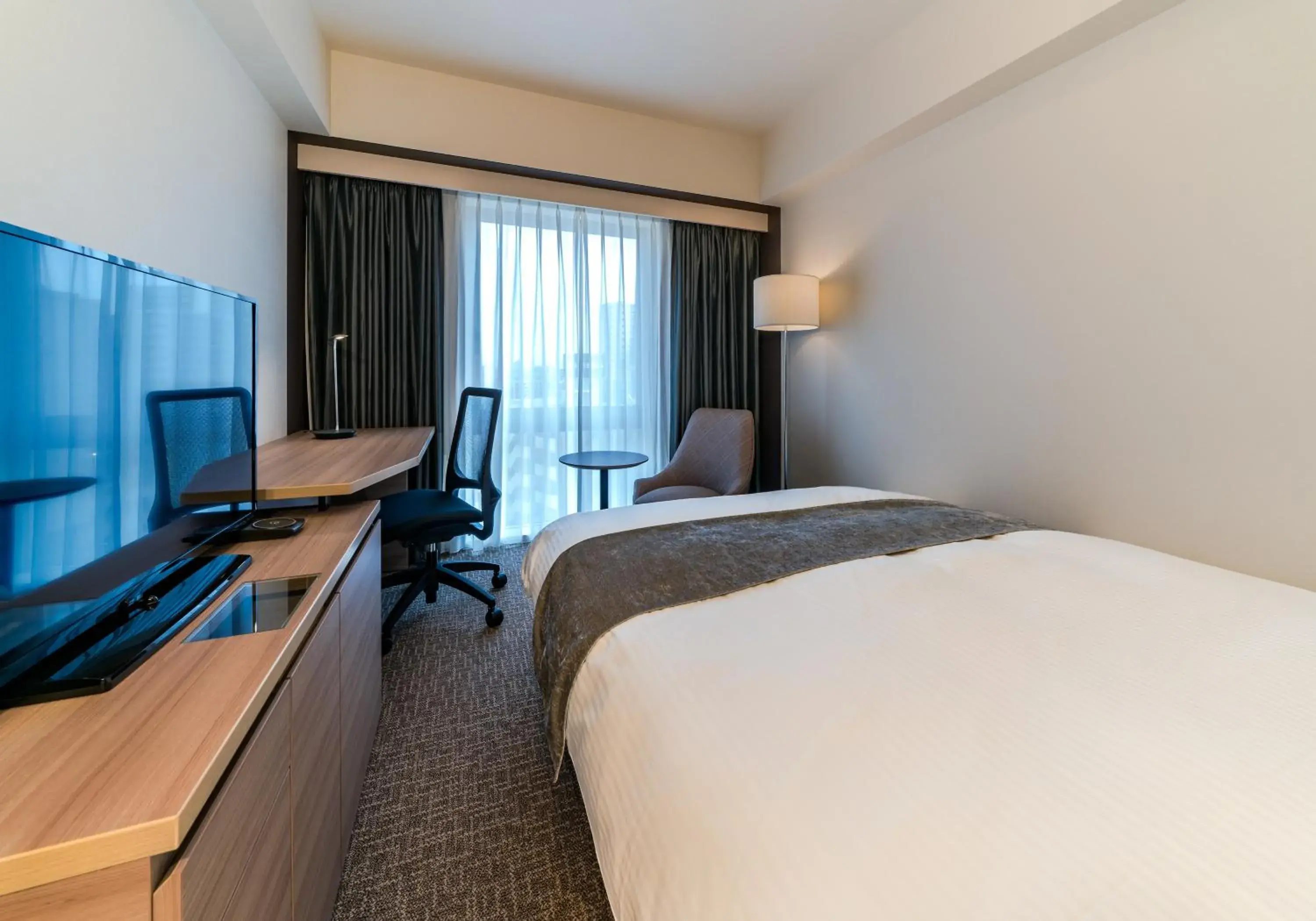 Photo of the whole room, Bed in Daiwa Roynet Hotel Chiba-chuo Photo of the whole room, Bed in Daiwa Roynet Hotel Chiba-chuo