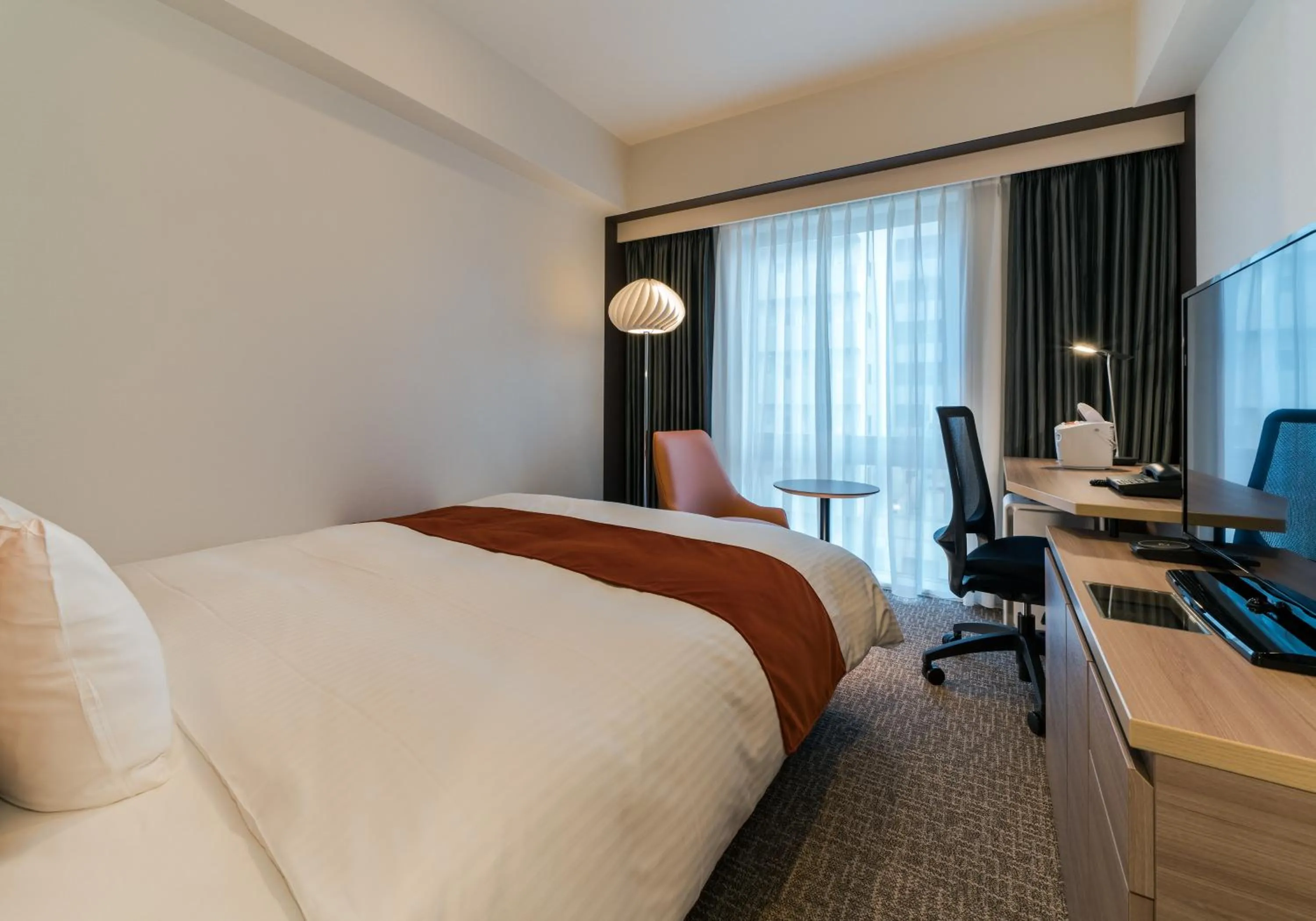 Bedroom, Bed in Daiwa Roynet Hotel Chiba-chuo