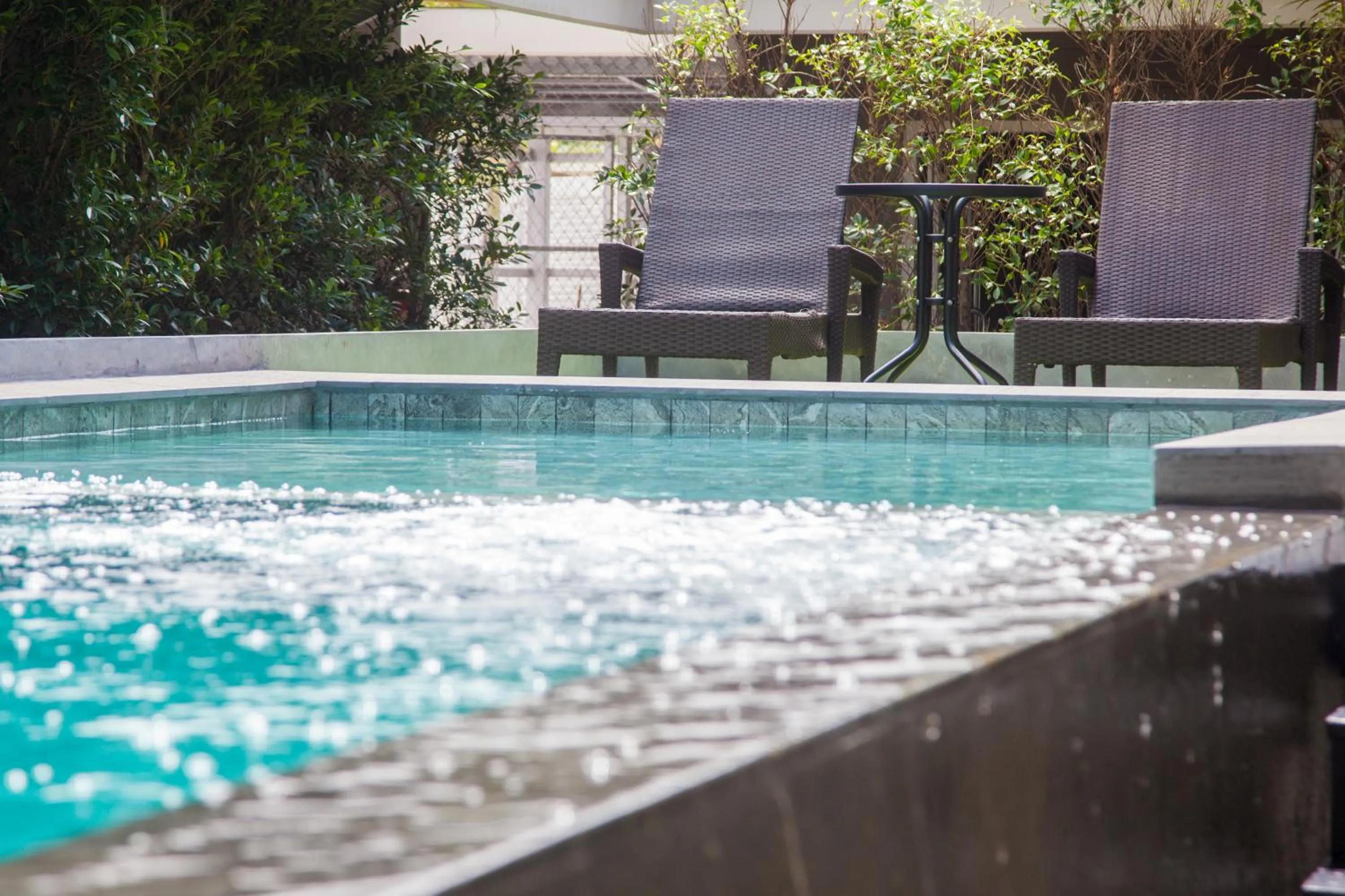 Swimming pool in The Glory Gold