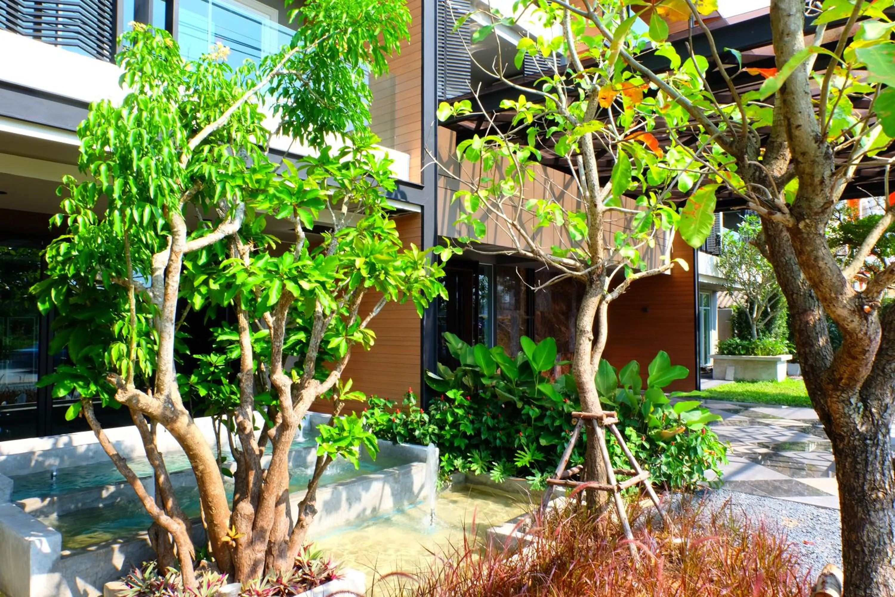 Property building in The Glory Gold