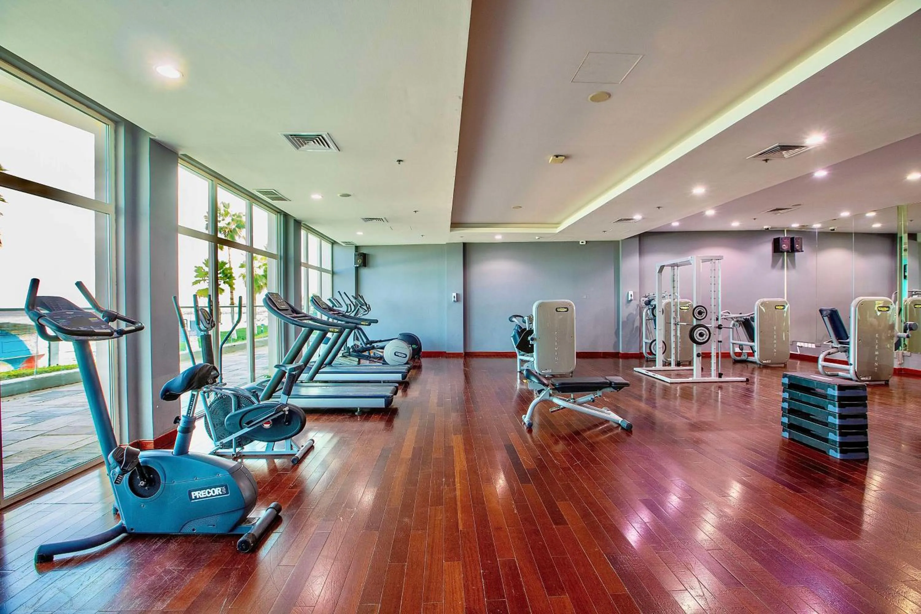 Fitness centre/facilities in Radisson Blu Resort, Fujairah