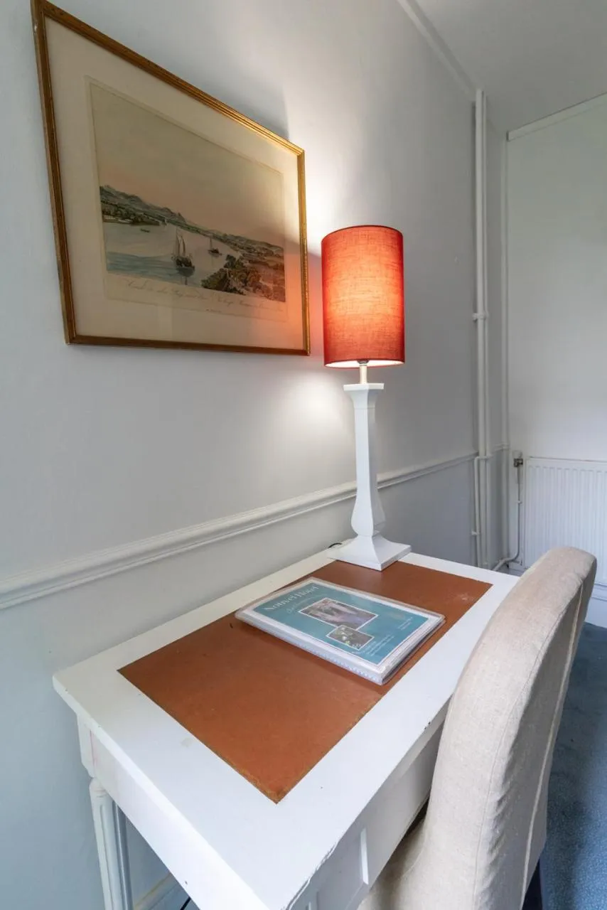 Bedroom in Nouvel Hôtel