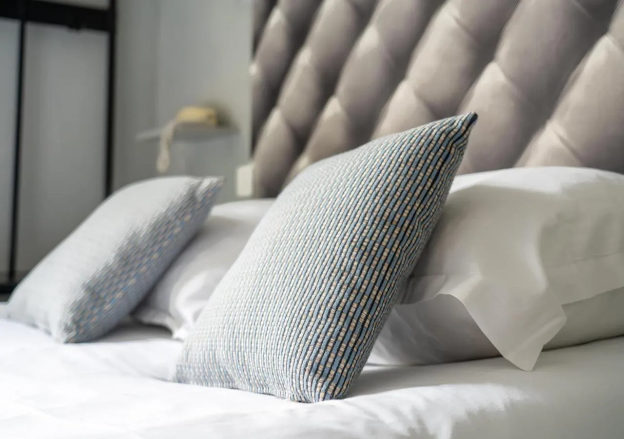 Bedroom, Bed in Nouvel Hôtel