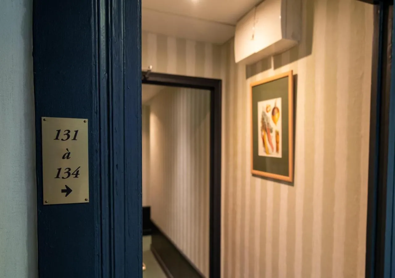 Property building in Nouvel Hôtel