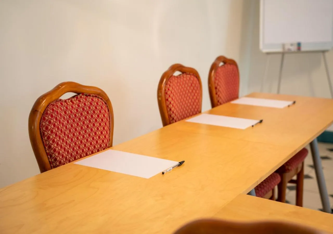 Business facilities in Nouvel Hôtel