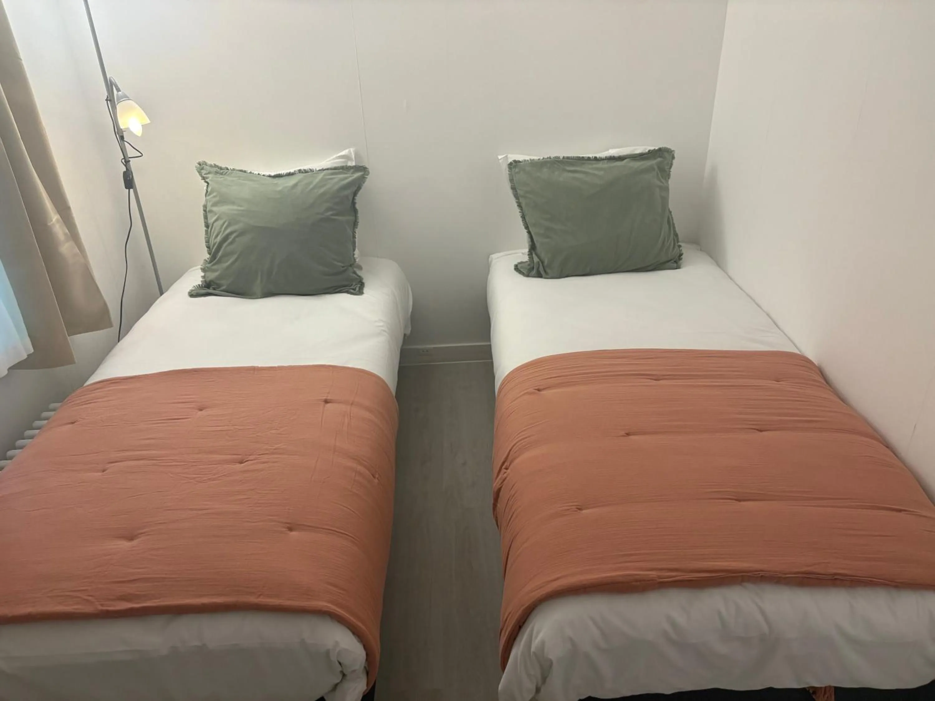 Bed in Nouvel Hôtel