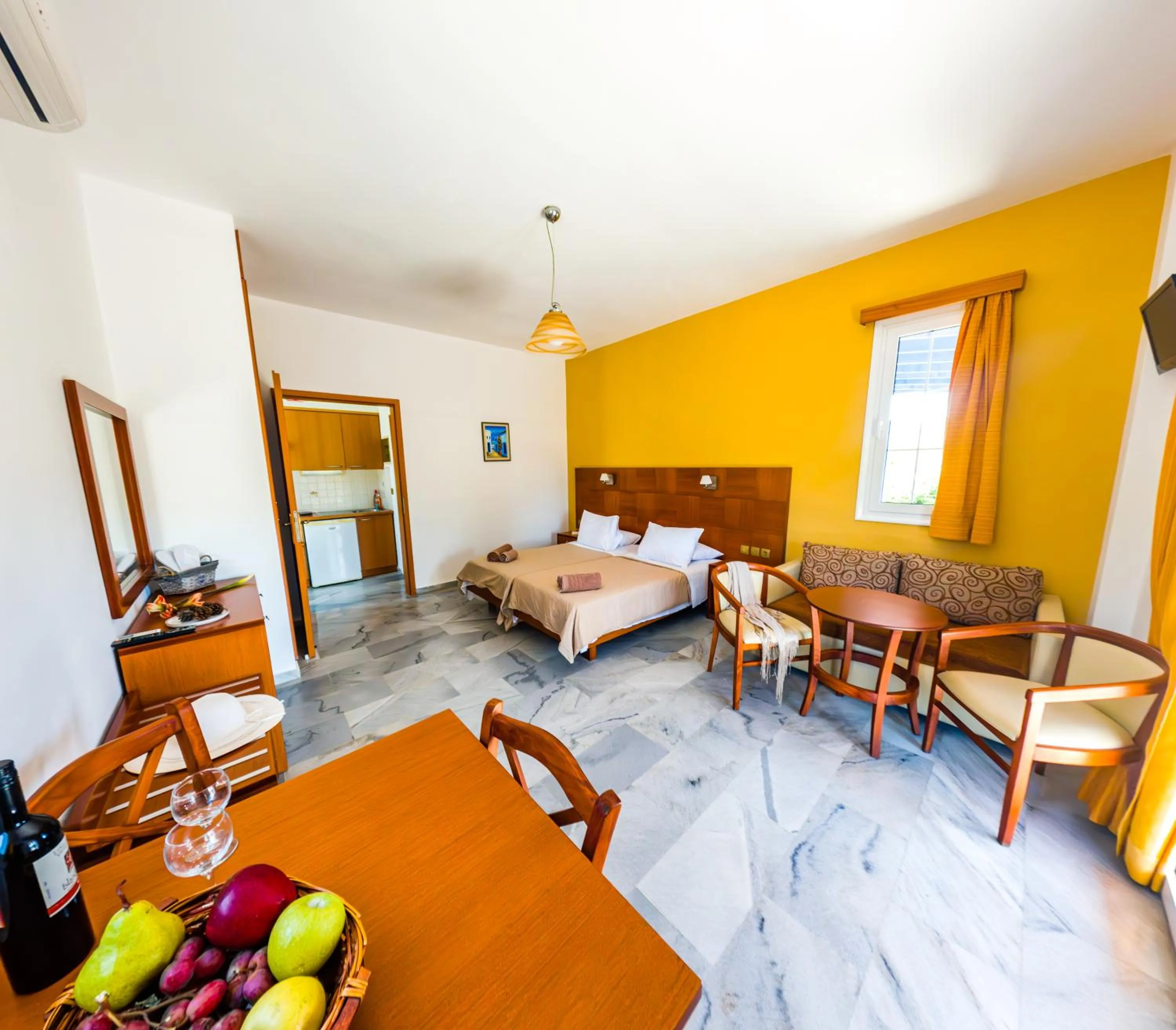 Living room, Bed in Anna Ageliki