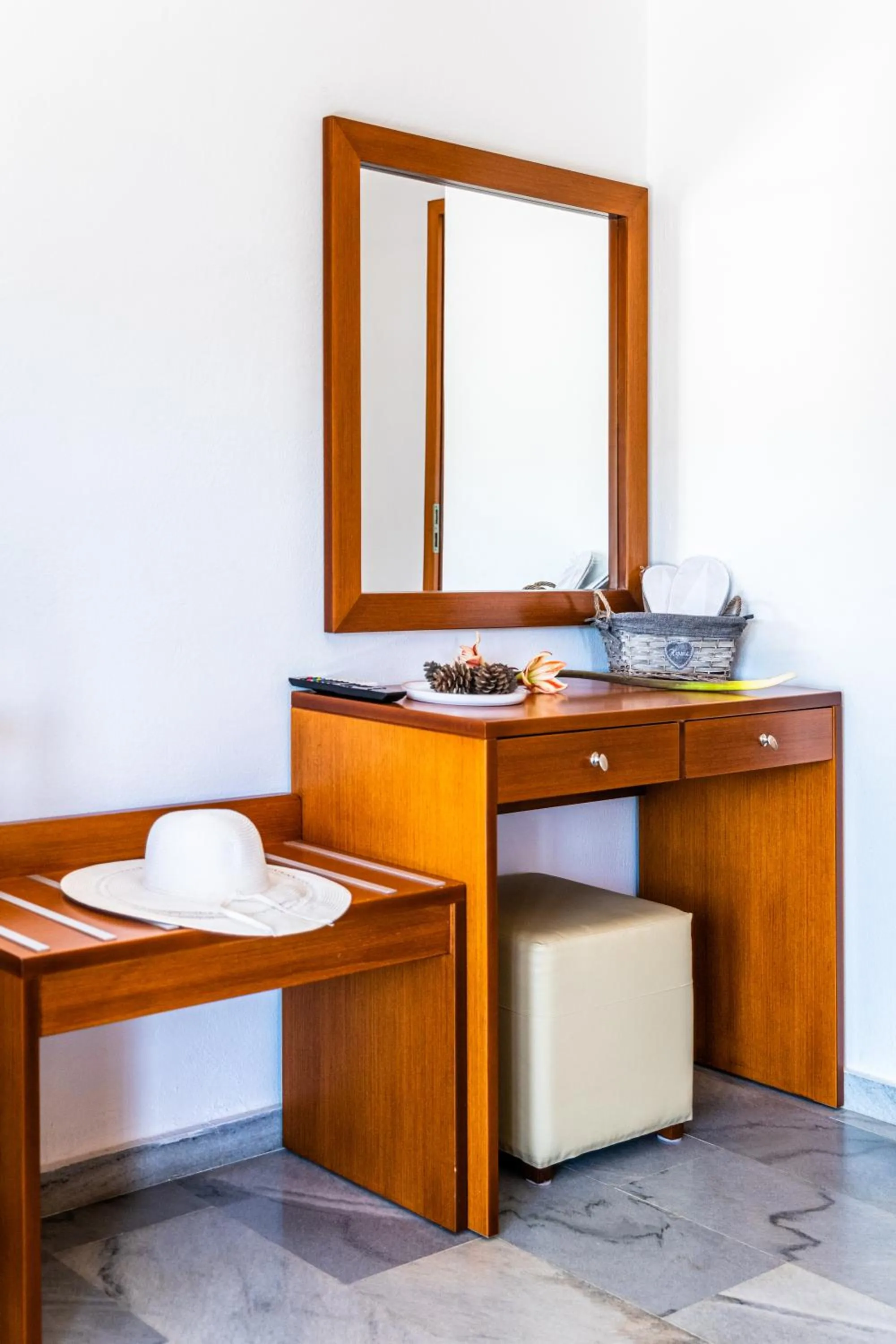 Decorative detail in Anna Ageliki