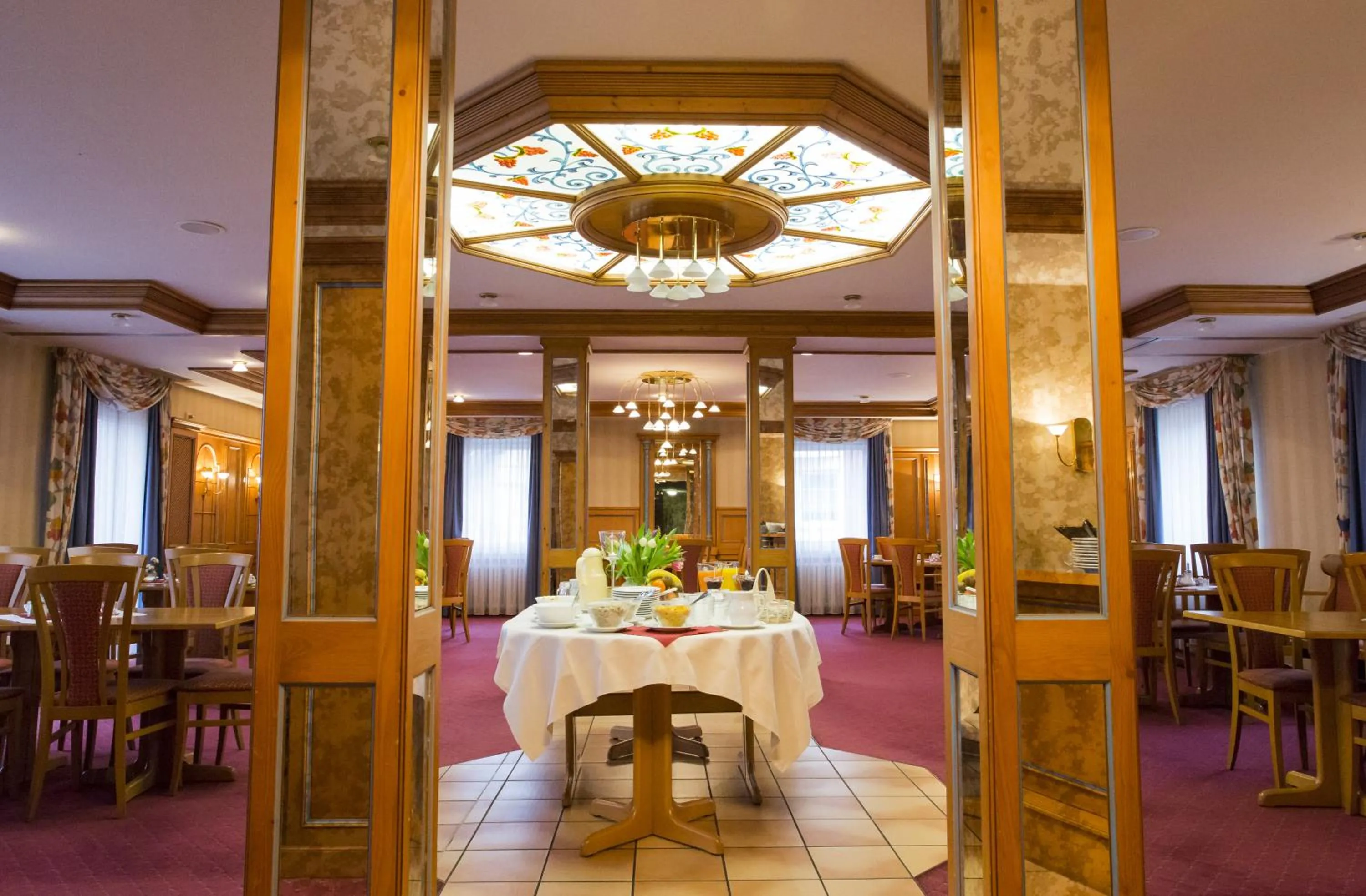 Restaurant/places to eat in Hotel Eydt Kirchheim