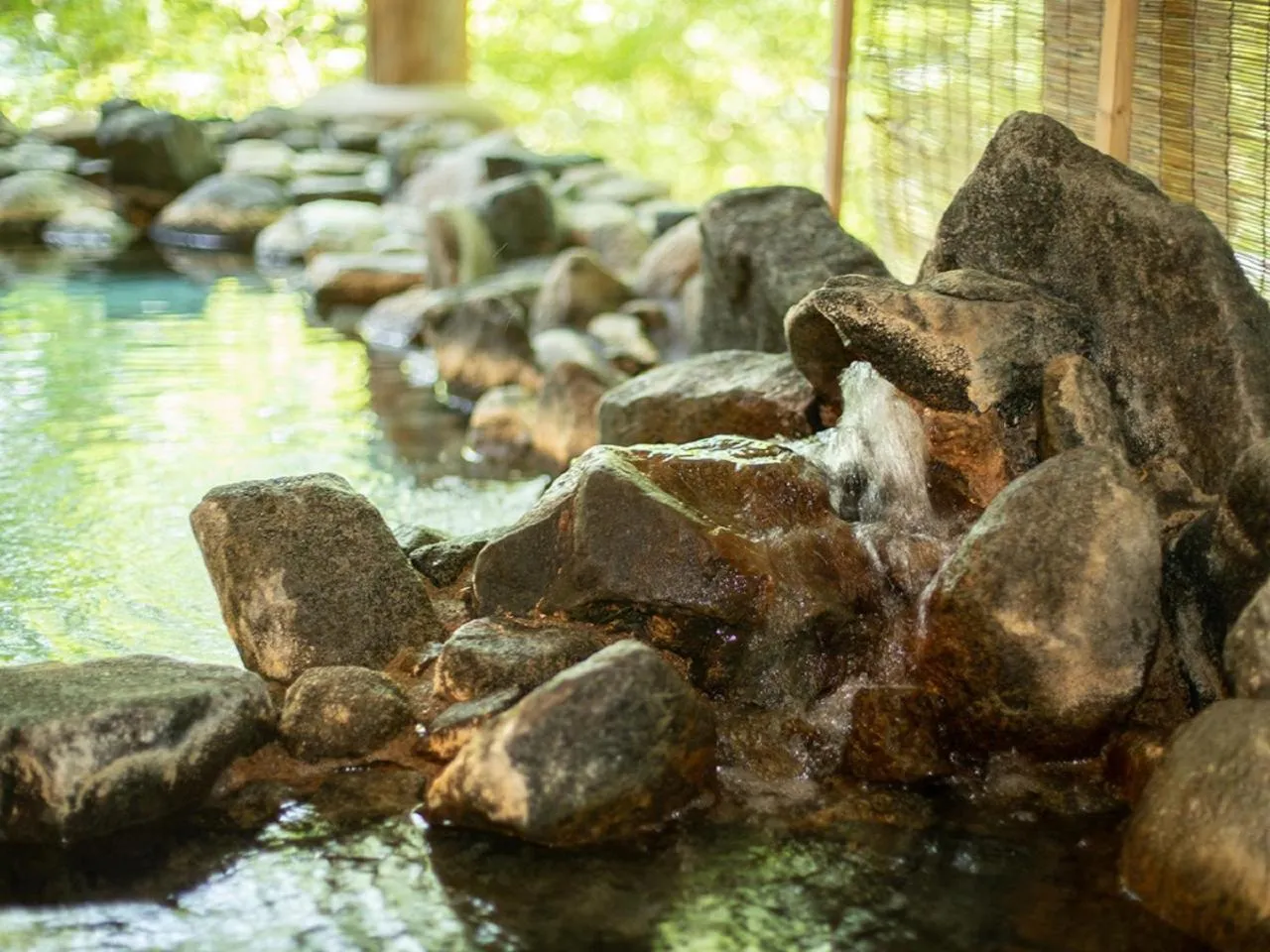 Hot Spring Bath in Hotel Okukujikan