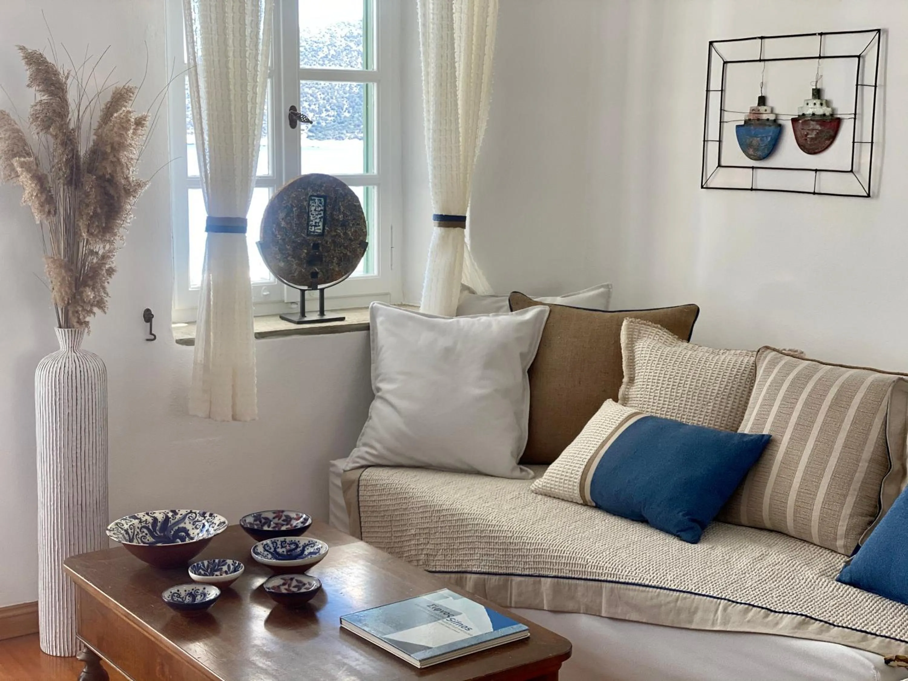 Lobby or reception in Niriedes Hotel