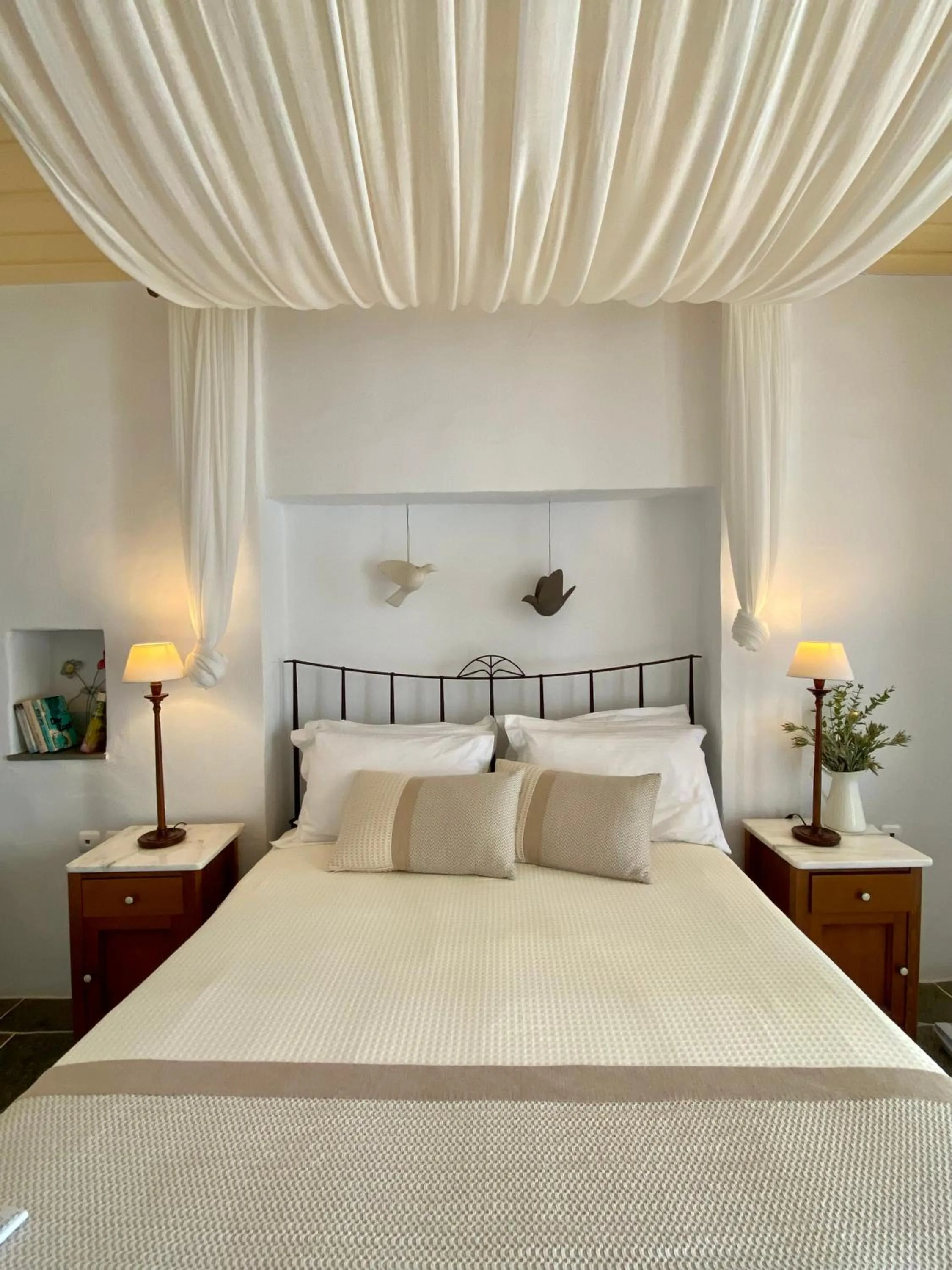 Bed in Niriedes Hotel