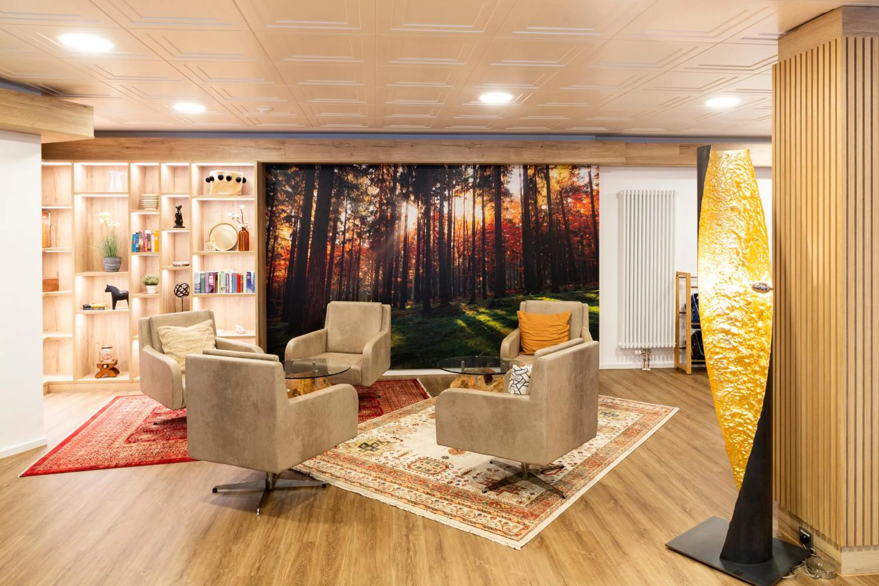 Communal lounge/ TV room in Königshof Bed and Breakfast