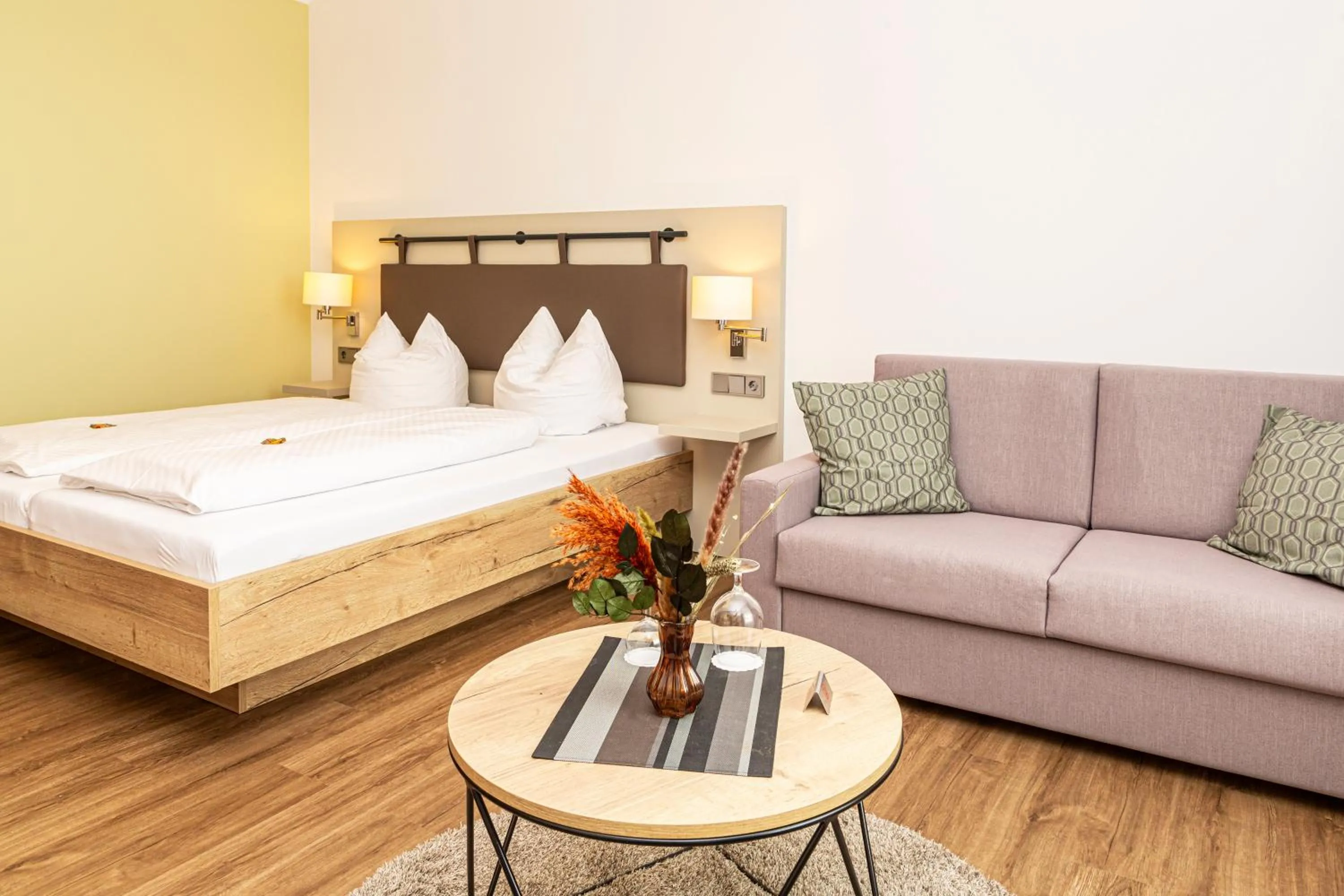 Photo of the whole room, Bed in Königshof Bed and Breakfast