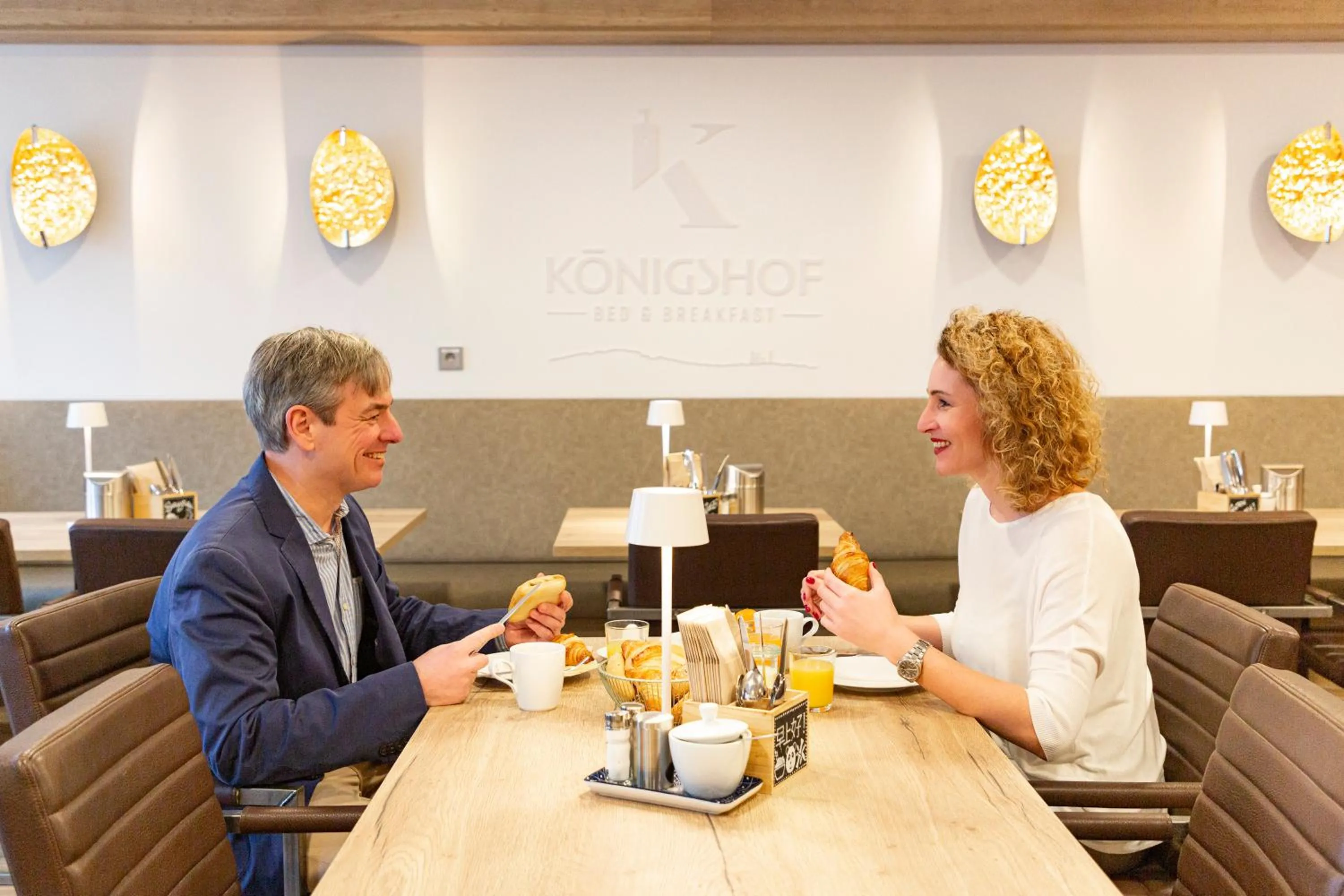 Breakfast in Königshof Bed and Breakfast