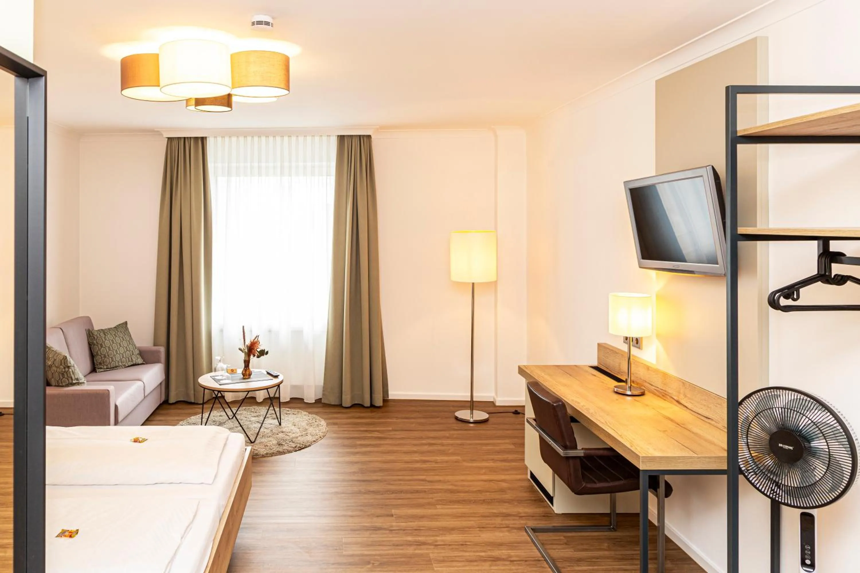 Photo of the whole room in Königshof Bed and Breakfast