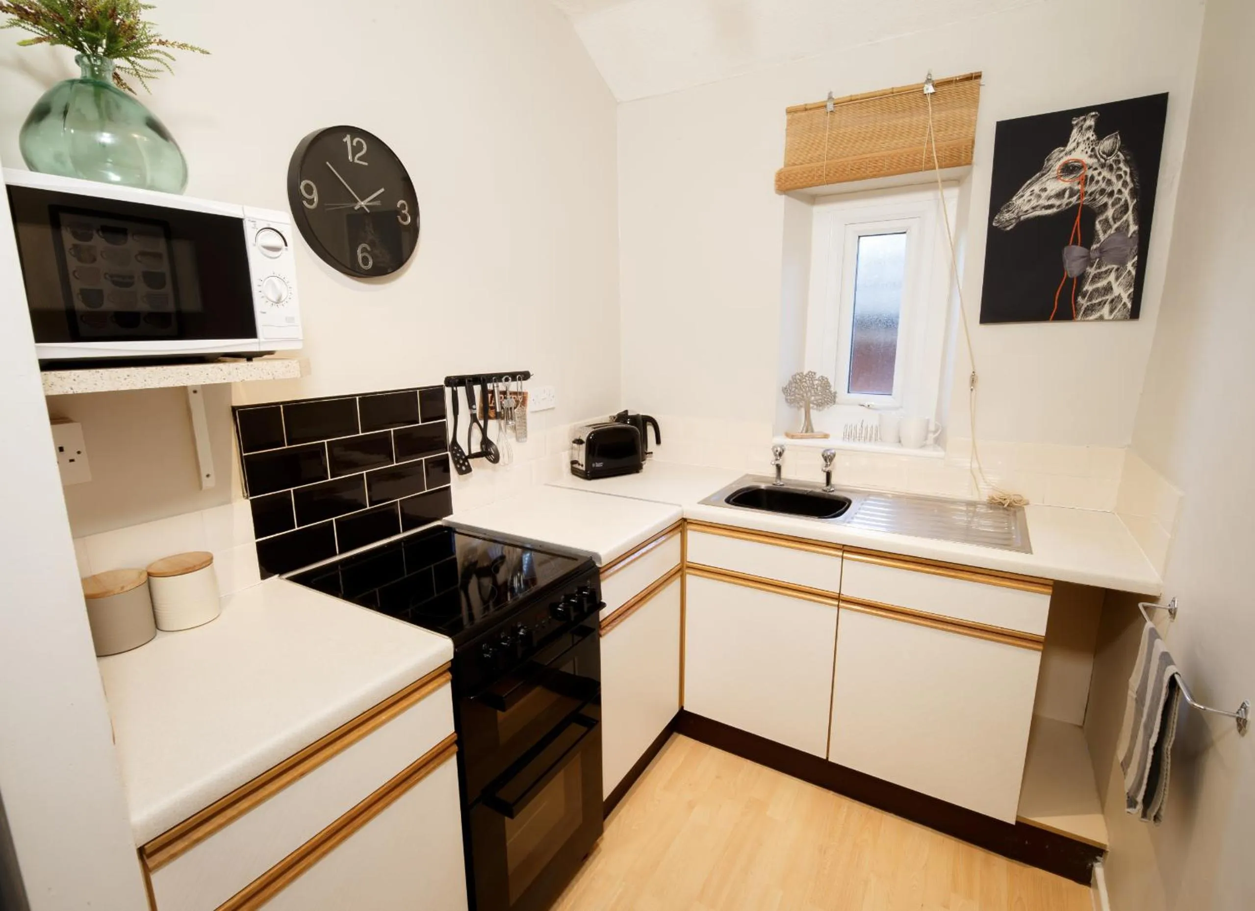 Kitchen or kitchenette in Mode - The Old School House