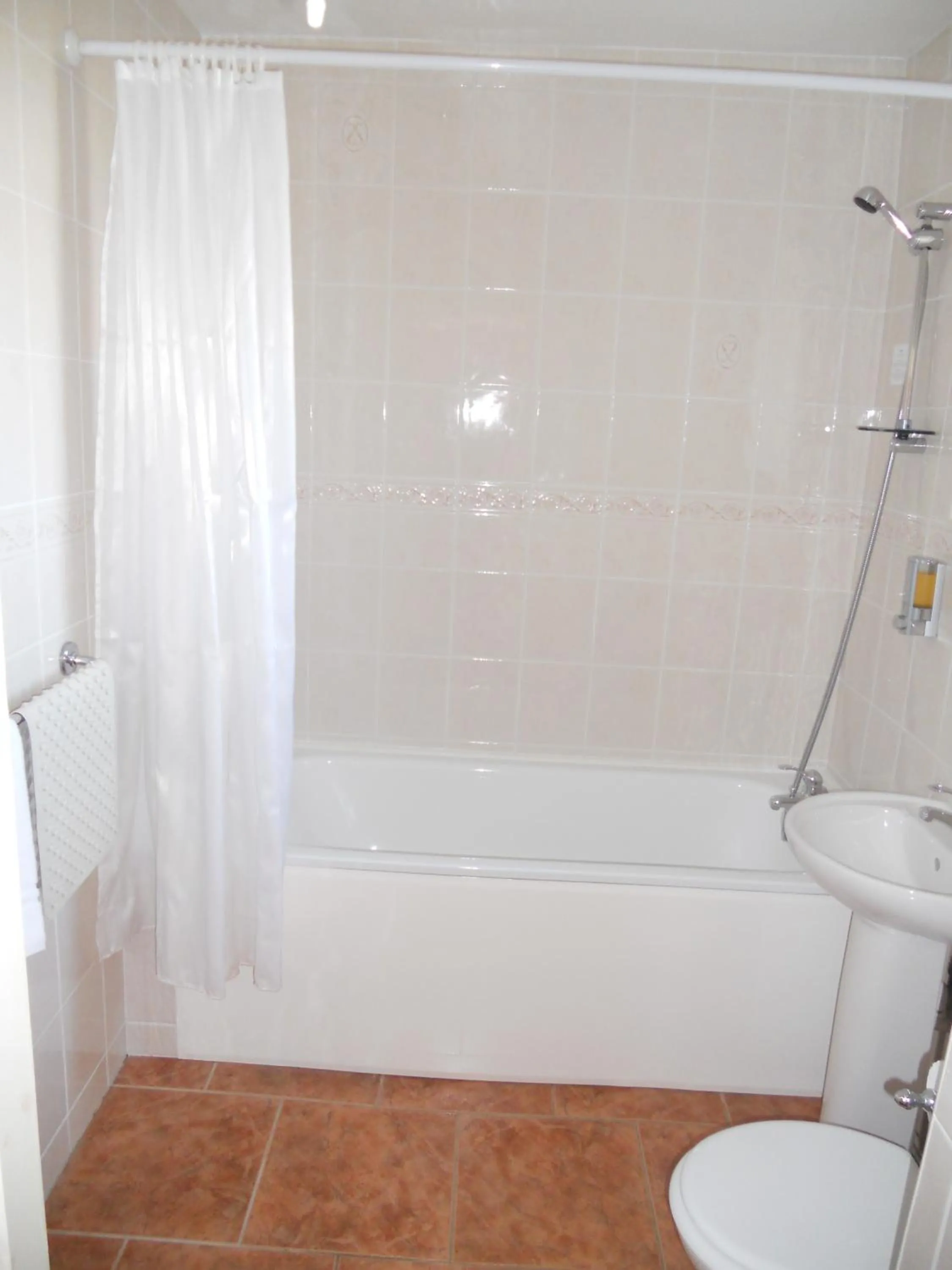Bathroom in Gateway Lodge