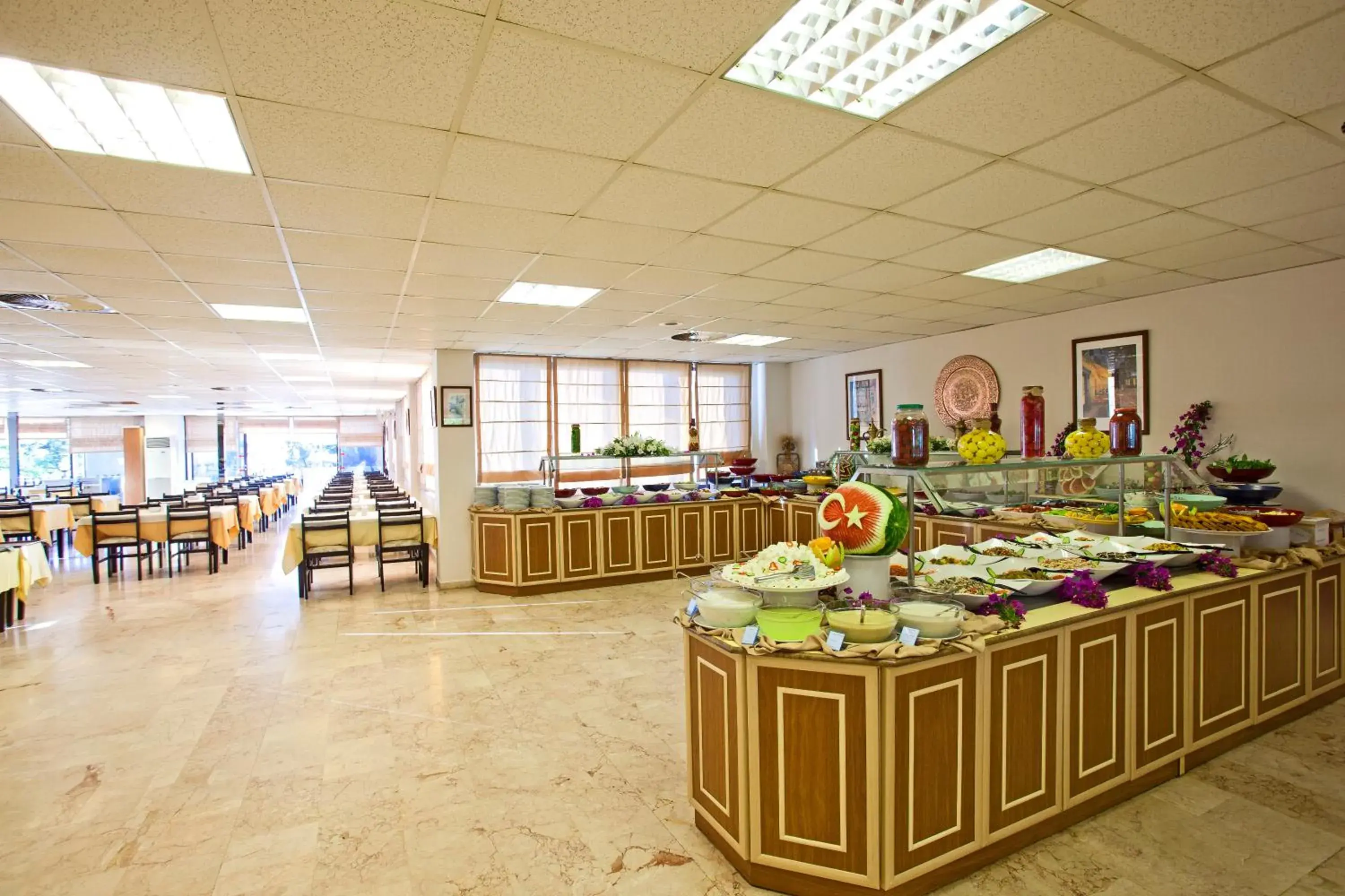 Restaurant/places to eat in Club Titan Hotel Ultra All Inclusive Restaurant/places to eat in Club Titan Hotel Ultra All Inclusive