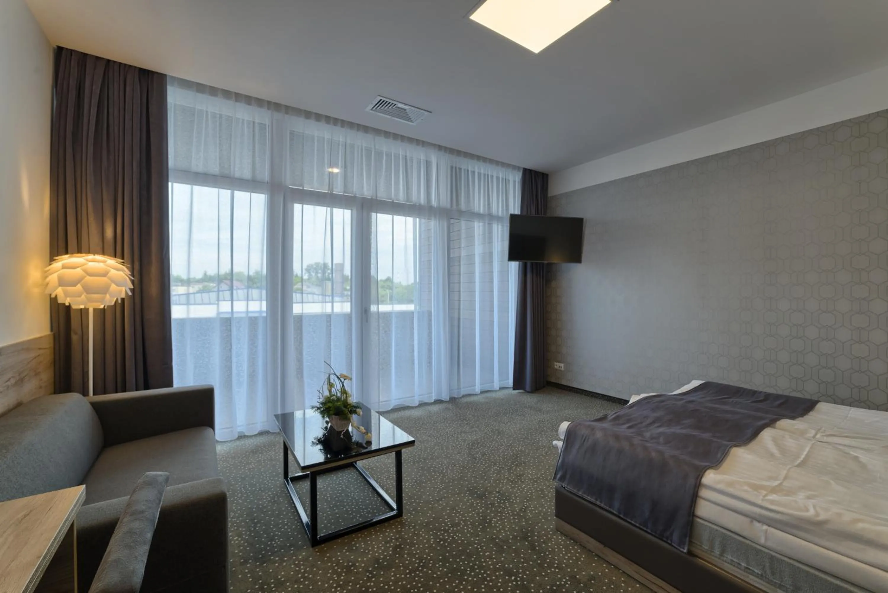 TV and multimedia, Bed in Hotel Scout