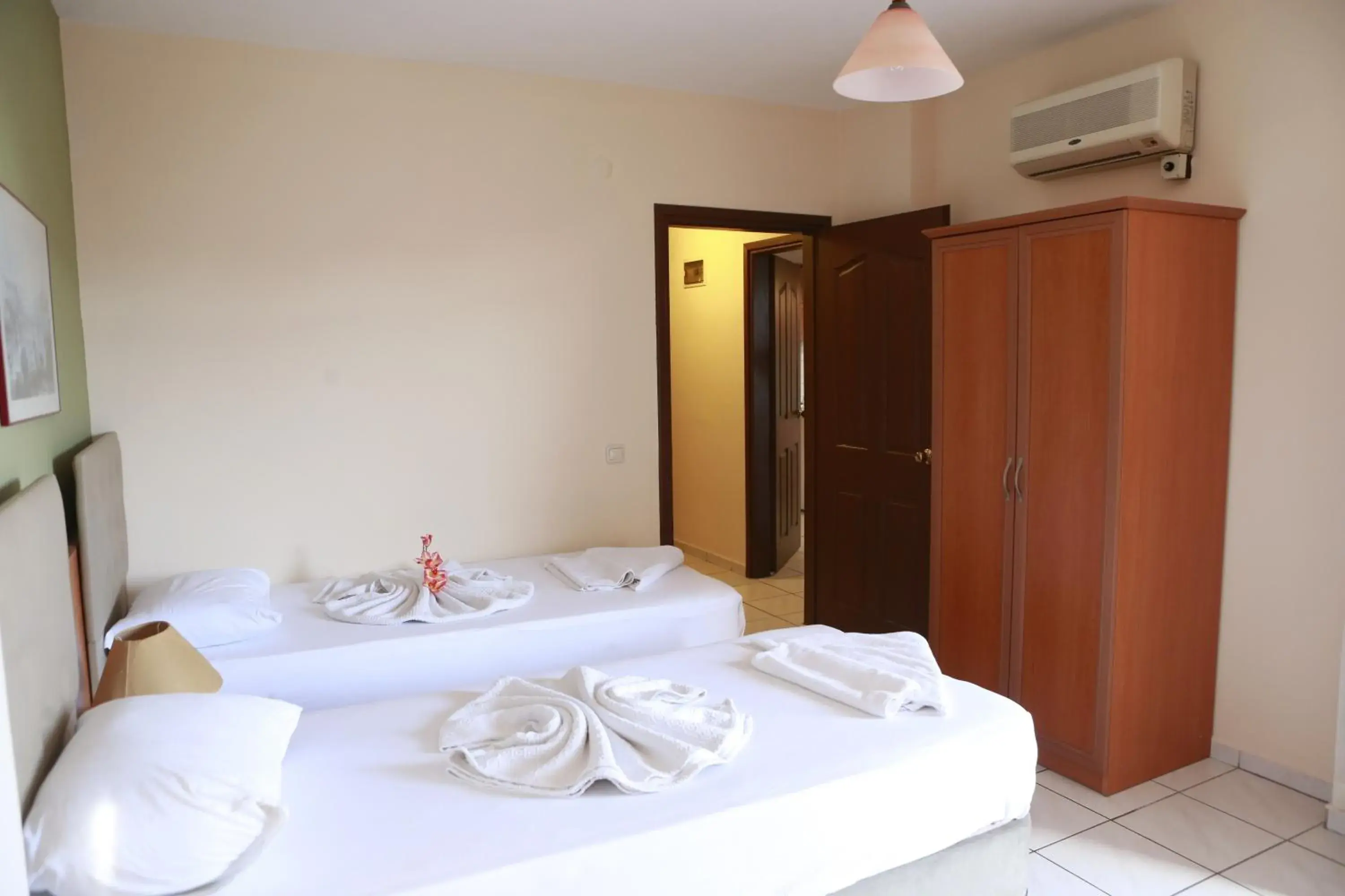 Bedroom, Bed in Maren Beach Apart Hotel Bedroom, Bed in Maren Beach Apart Hotel