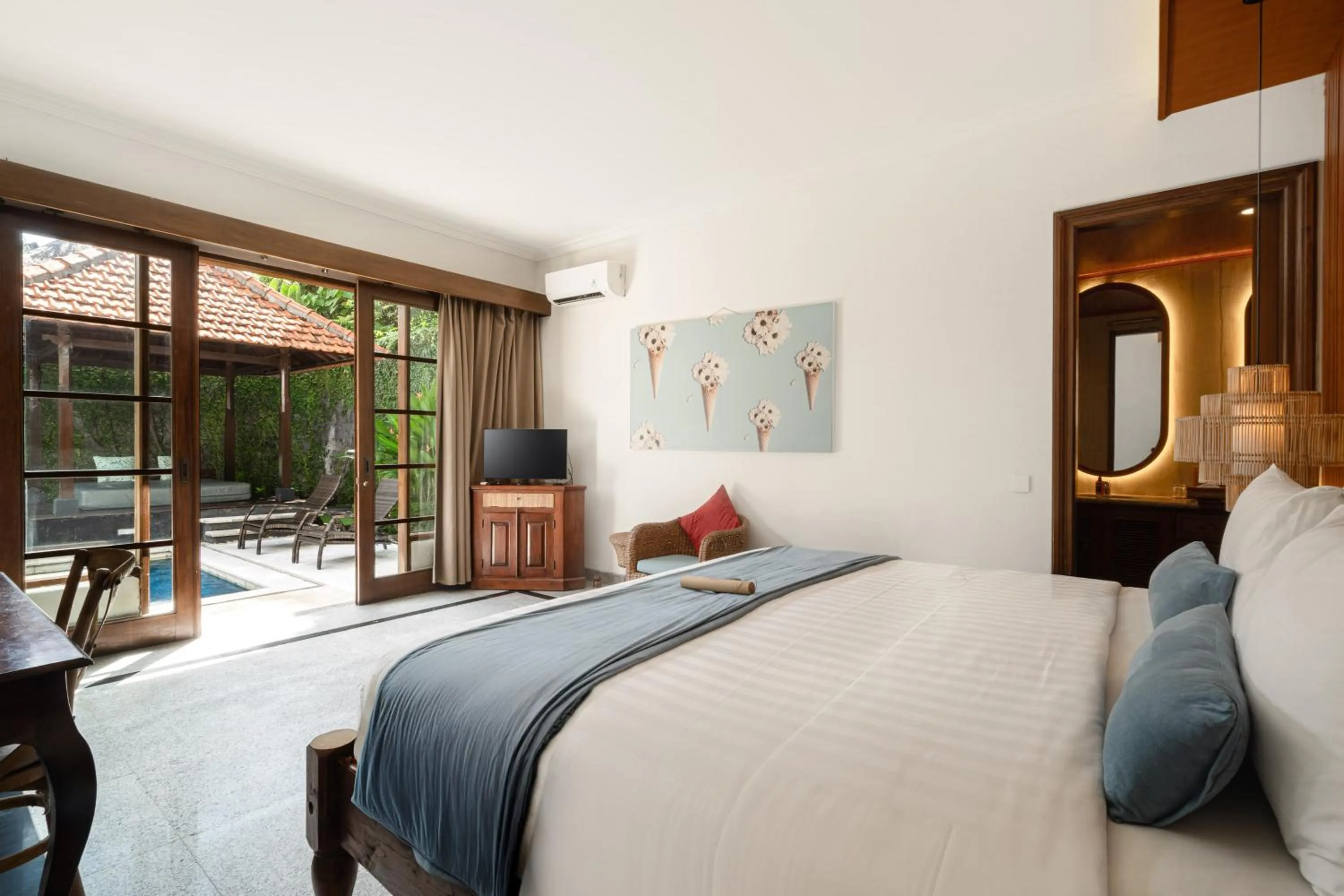 Bedroom, Bed in Kecapi Villa Seminyak by Ini Vie Hospitality