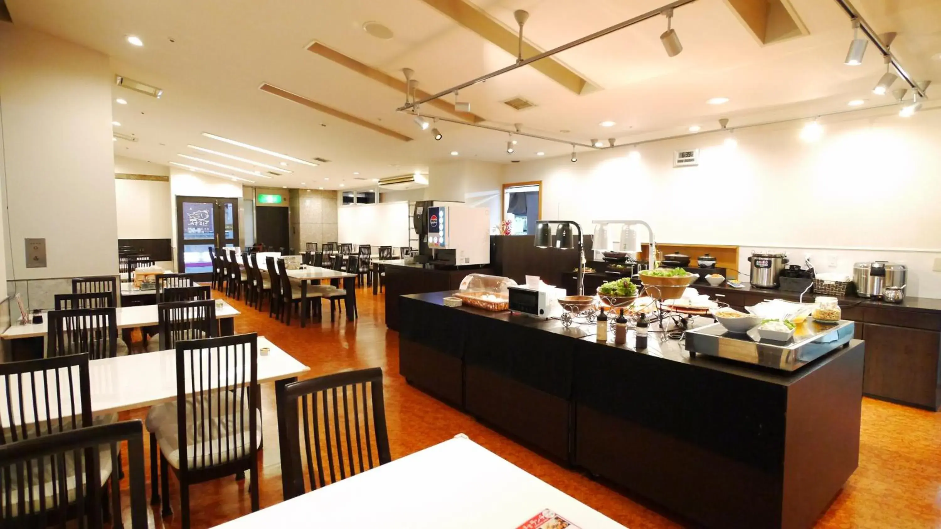 Restaurant/places to eat in U-Community Hotel Restaurant/places to eat in U-Community Hotel