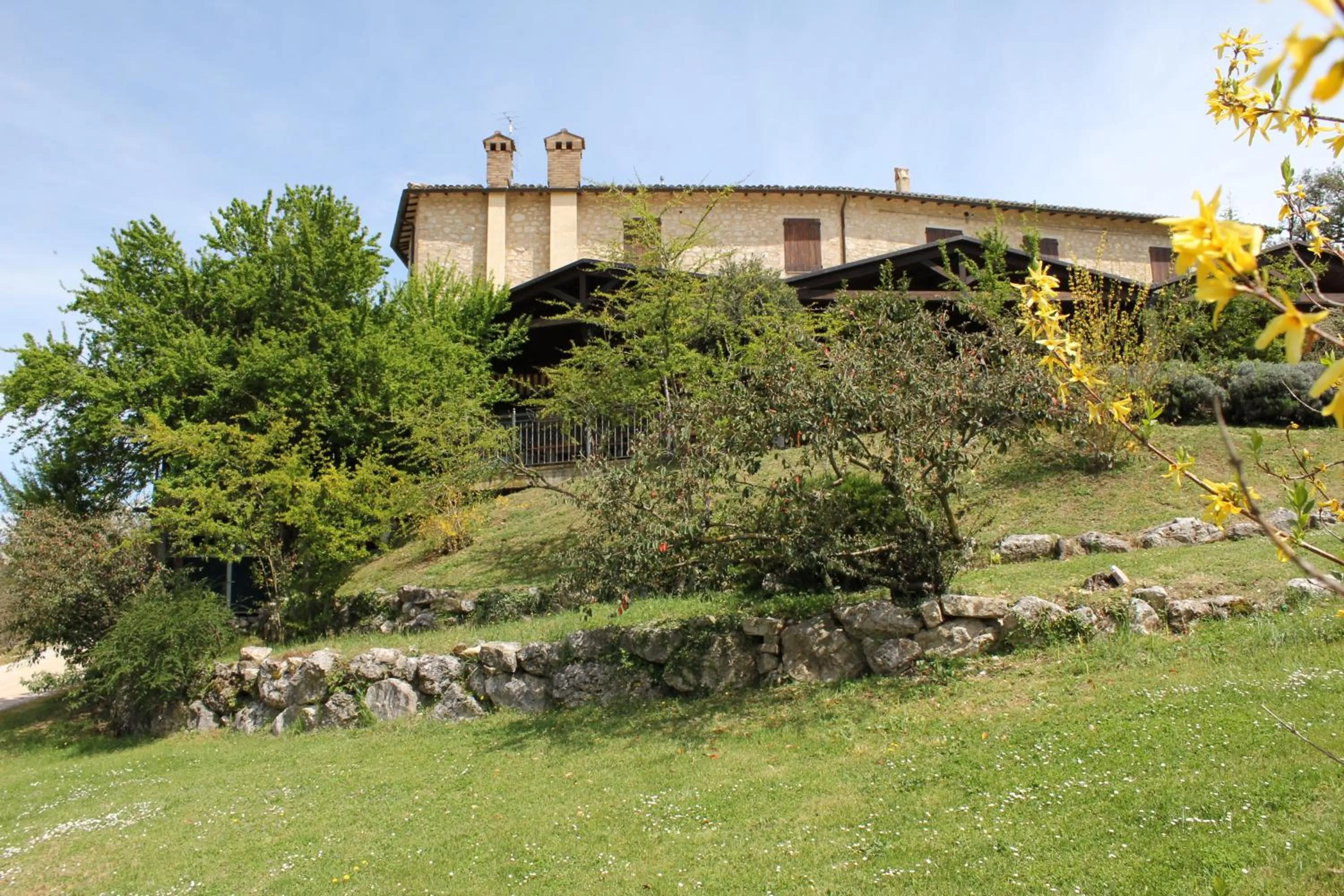 Property building in Valle Rosa