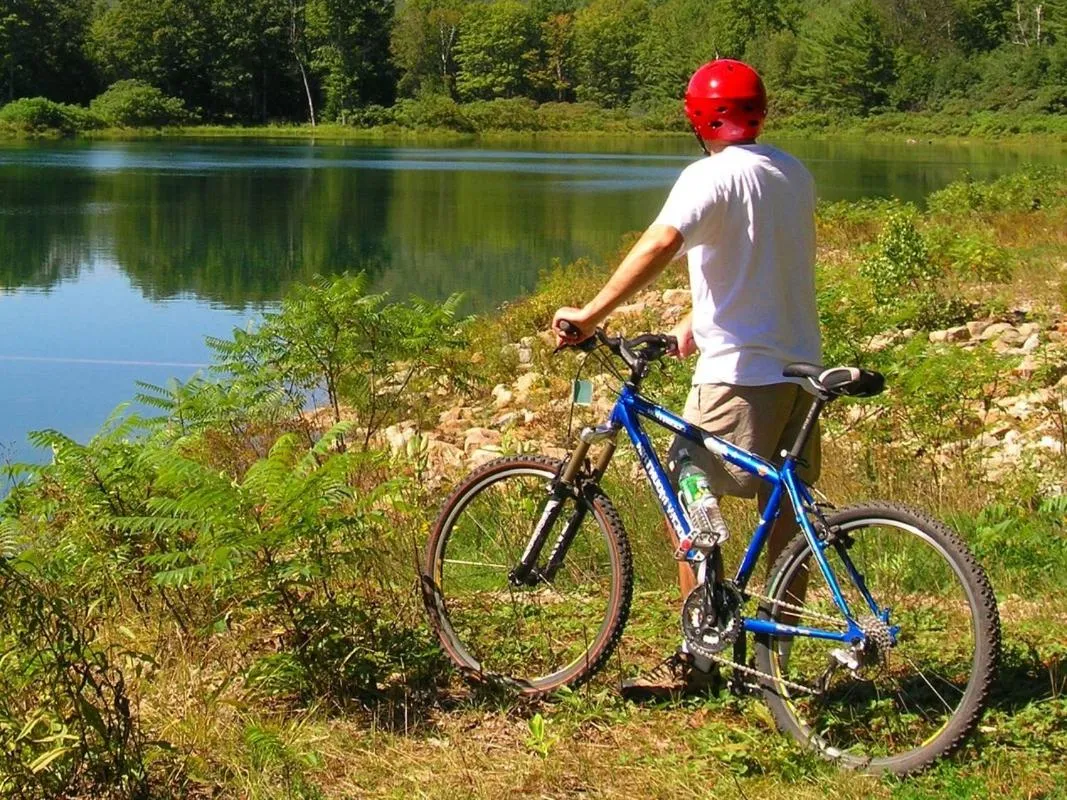 Highland Lake Resort