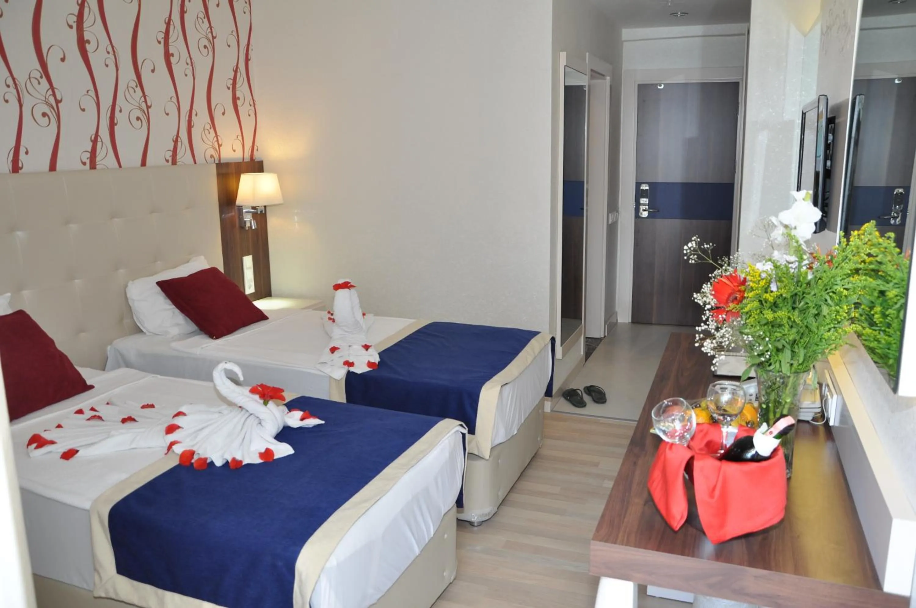 Photo of the whole room, Bed in Kleopatra Micador Otel