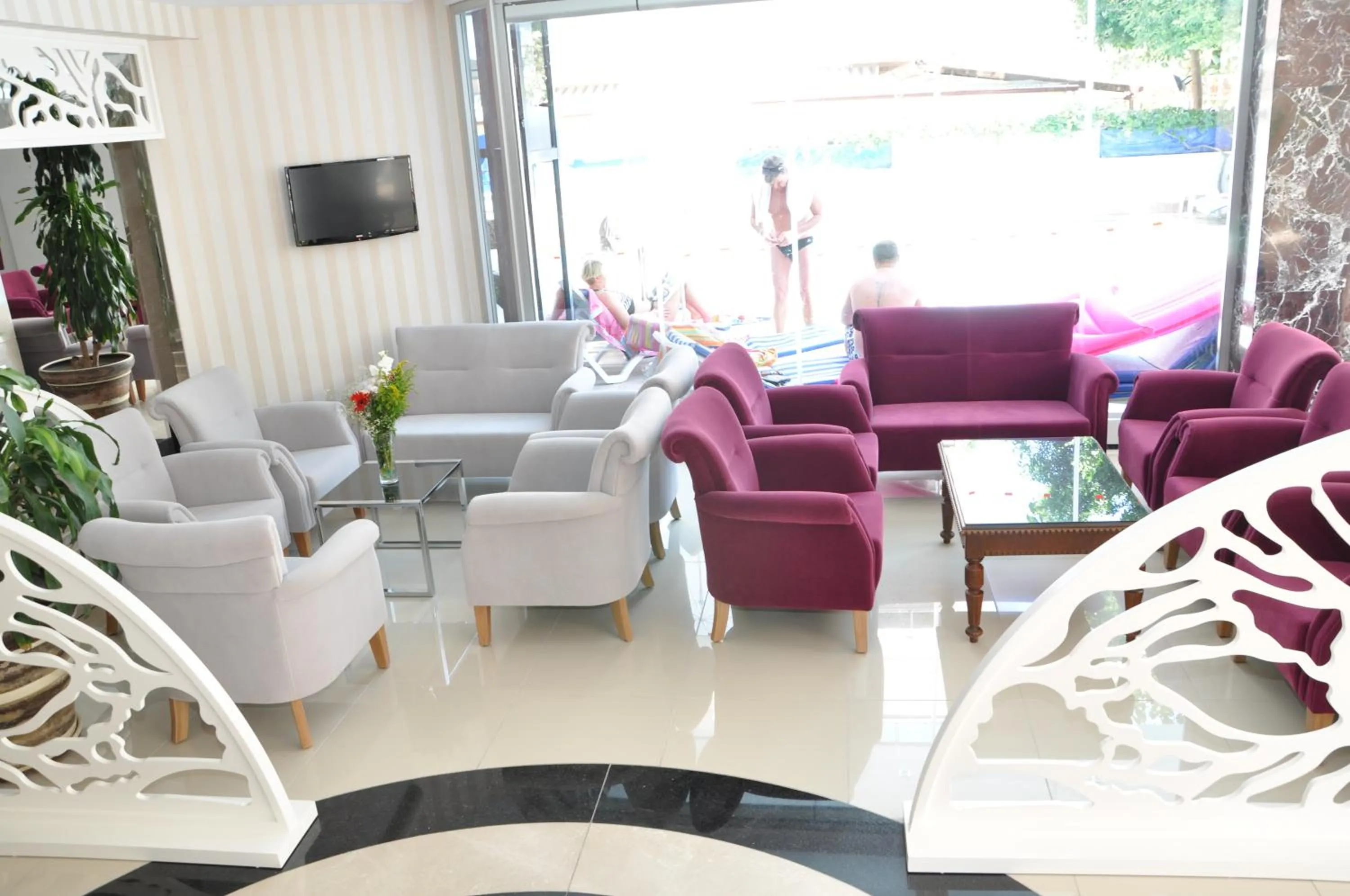 Day in Kleopatra Micador Otel