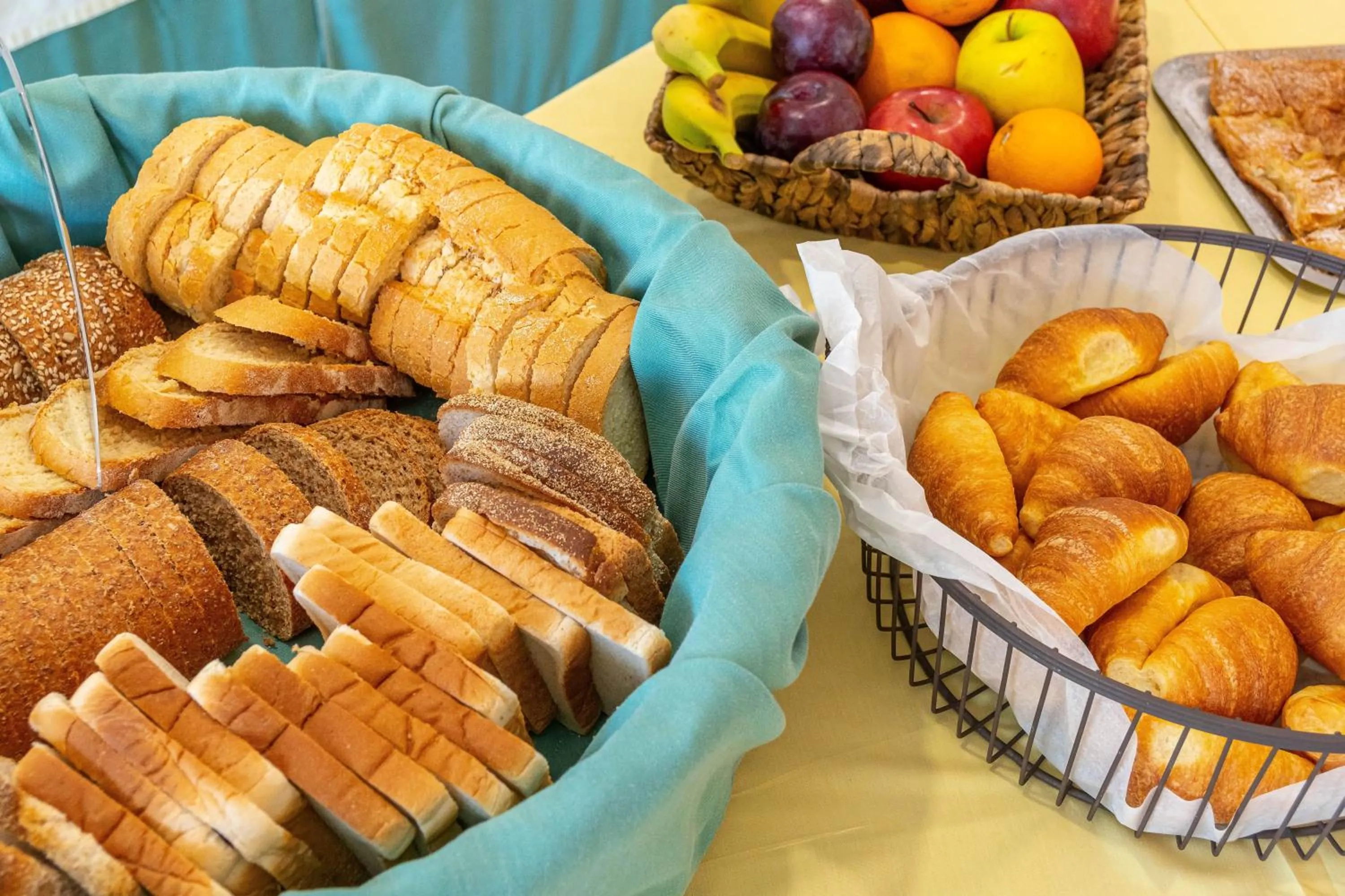 Breakfast in Arco Beach Hotel